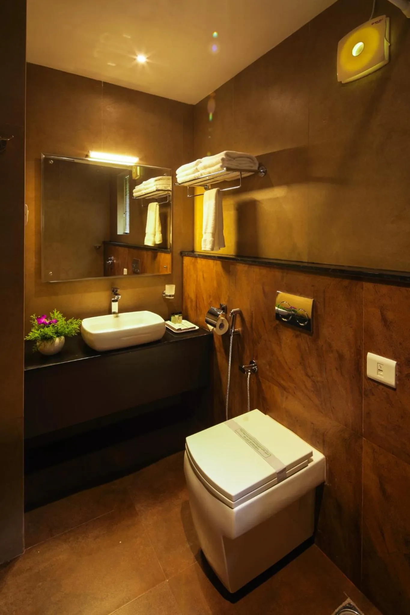 Toilet in The Serenity Resort