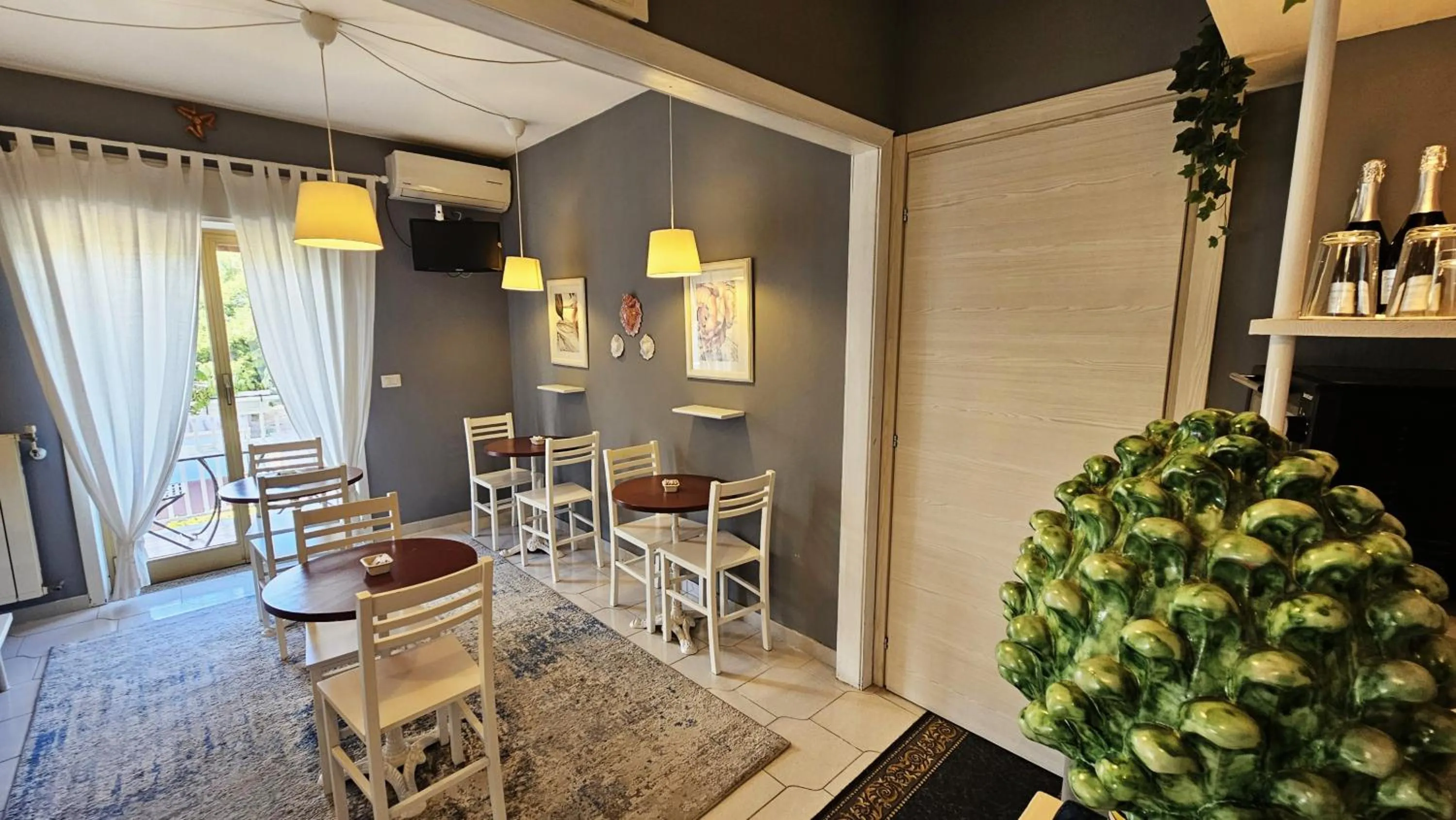 Living room in B&B Triskèles Adult Only