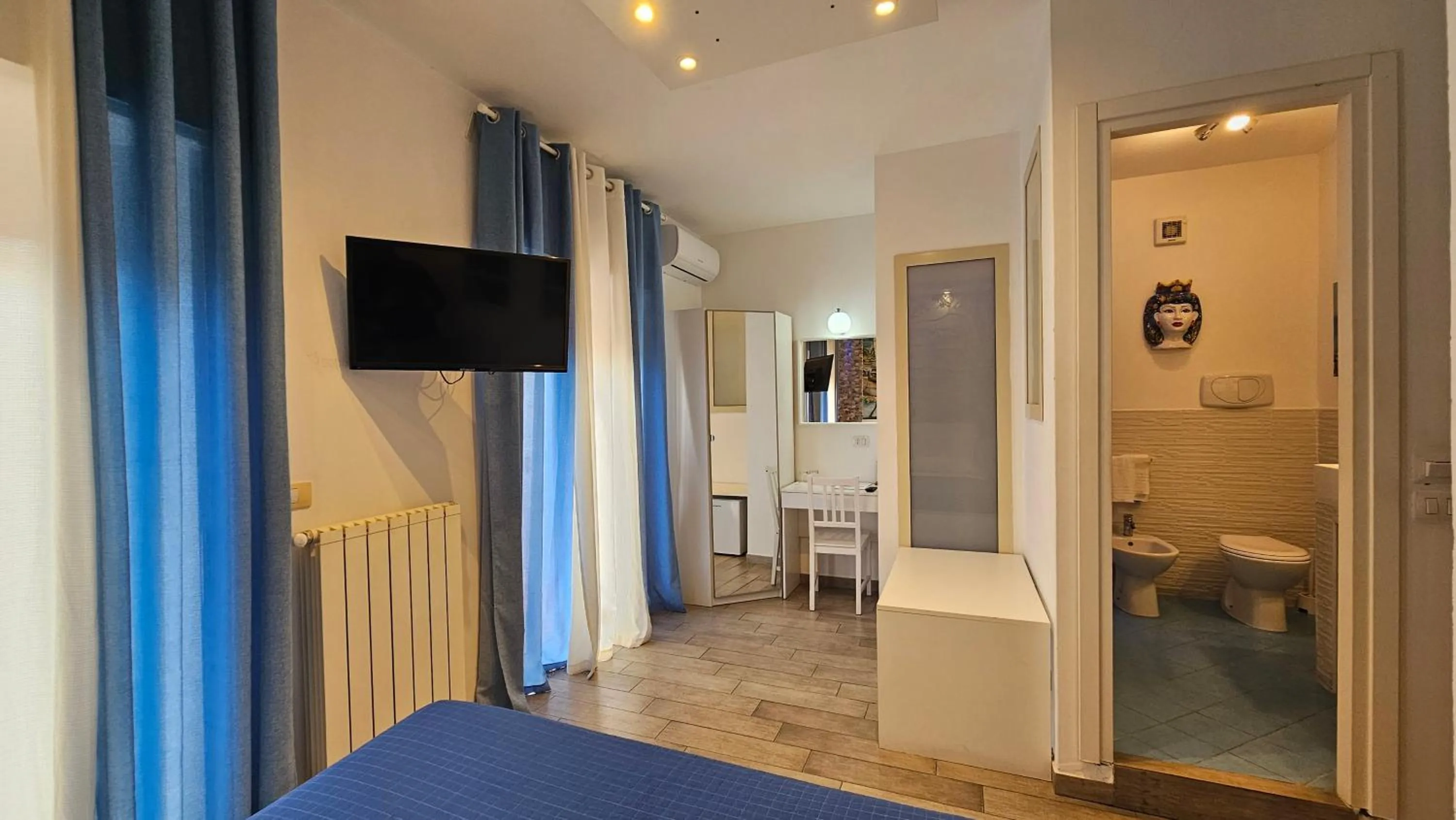 Bed in B&B Triskèles Adult Only