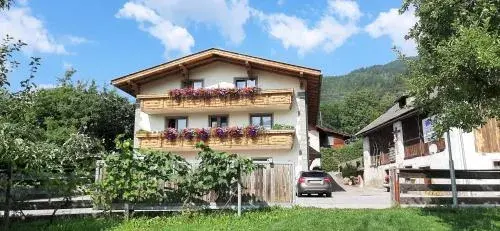 Gästehaus Zwischenberger Gästehaus Zwischenberger