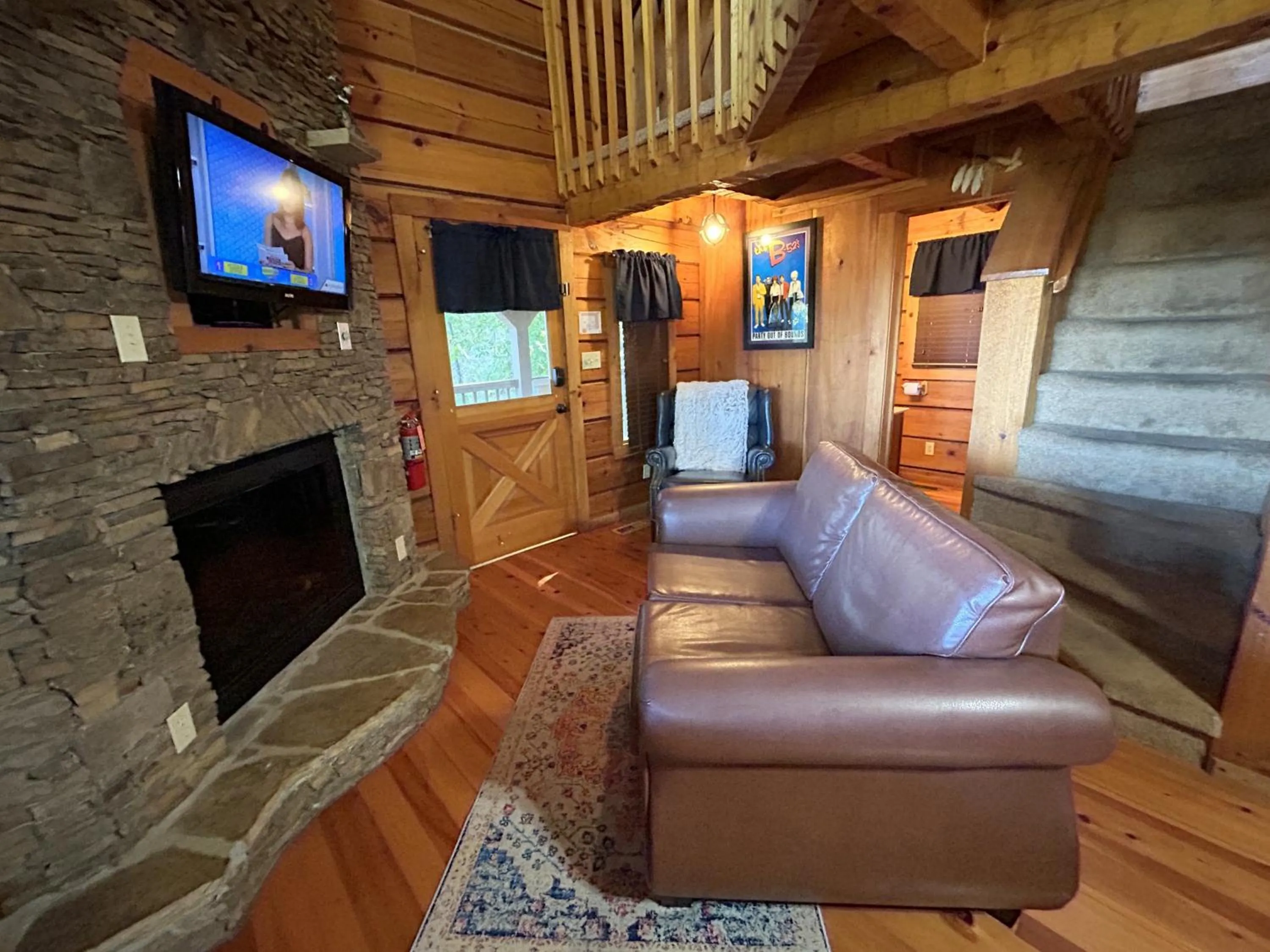 TV and multimedia in Love Shack