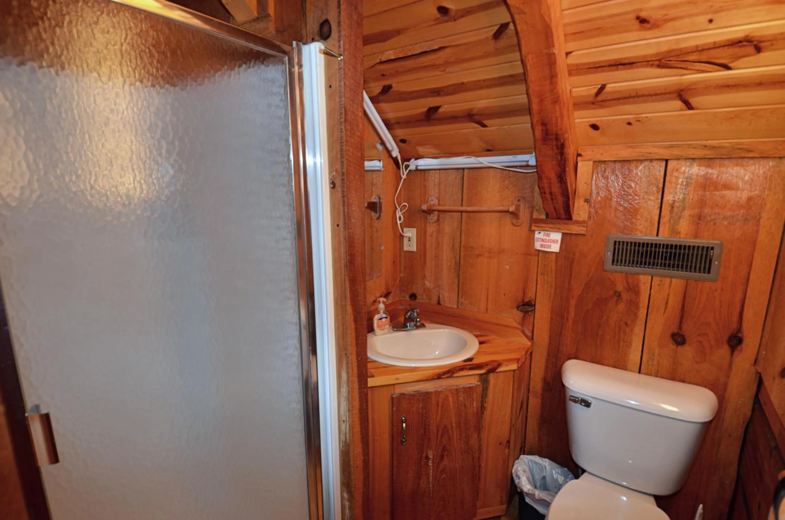 Shower in Love Shack