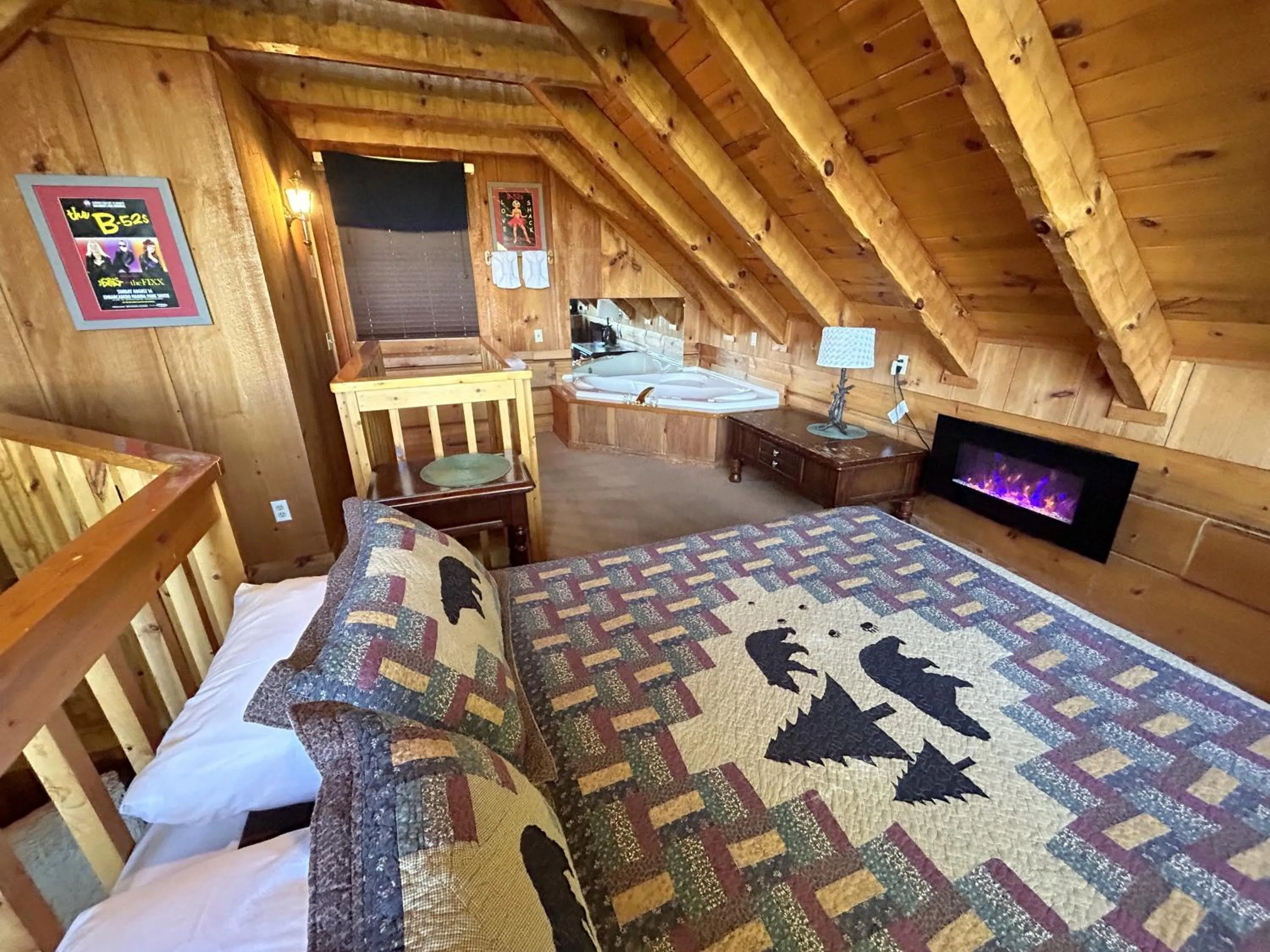 Photo of the whole room, Bed in Love Shack