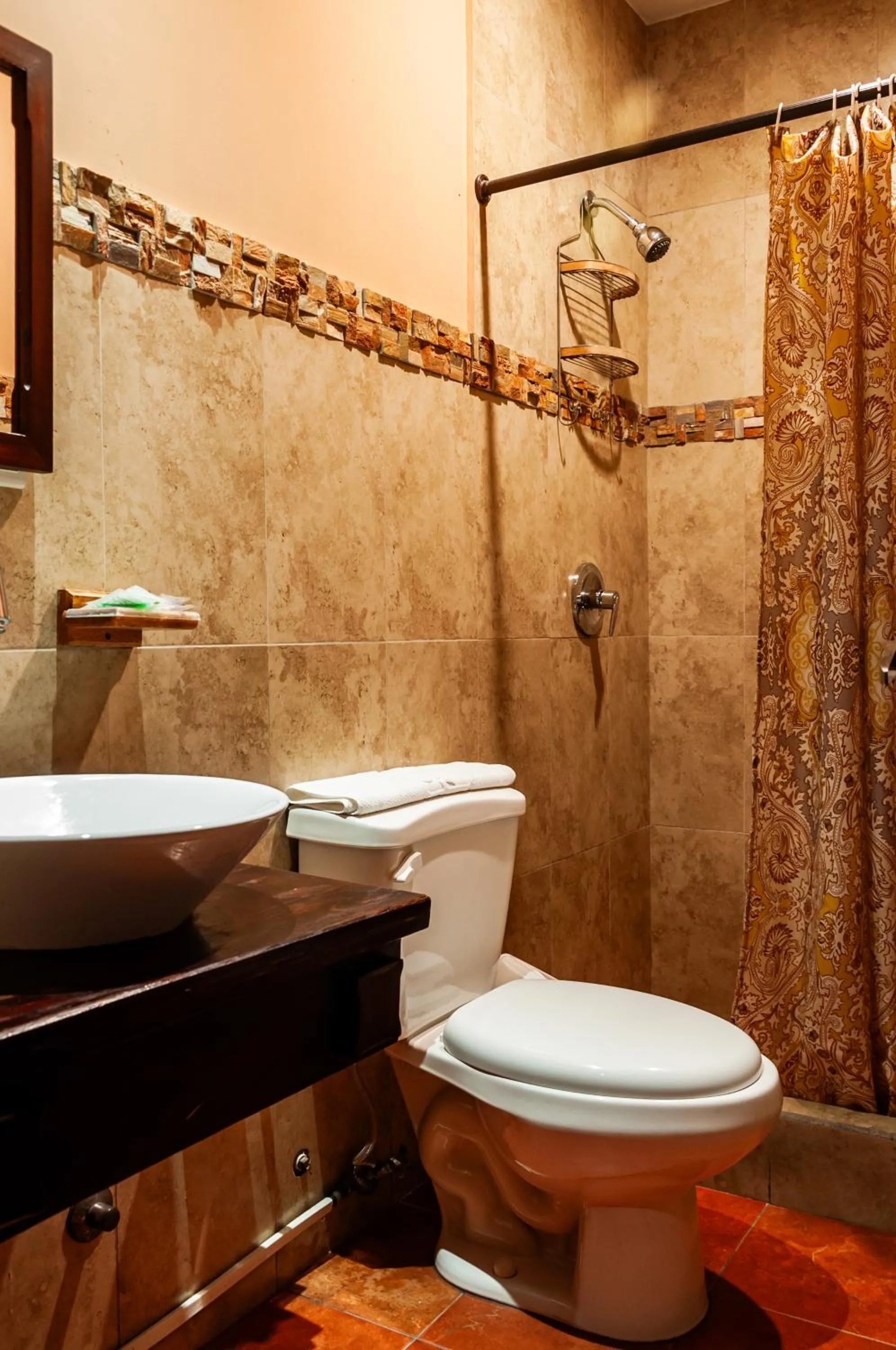 Shower in Hotel Calle Angosta