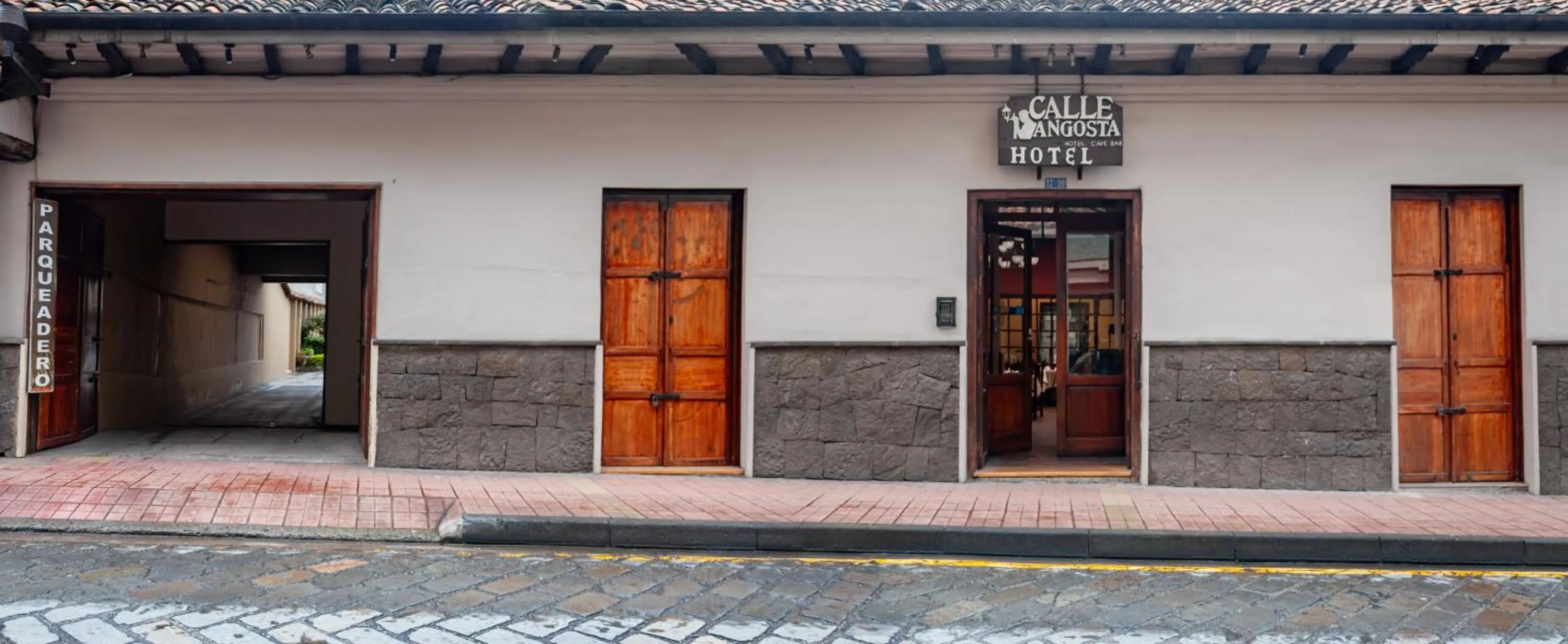 Facade/entrance in Hotel Calle Angosta