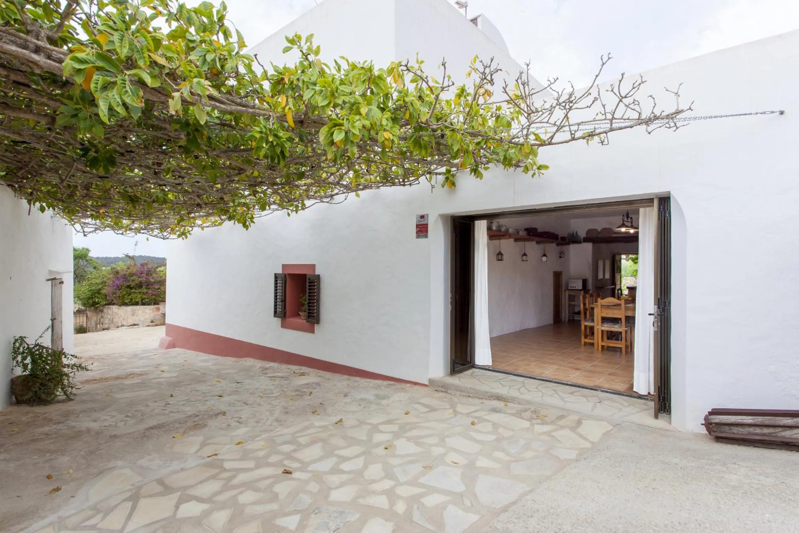 Off site in Pau de Baix