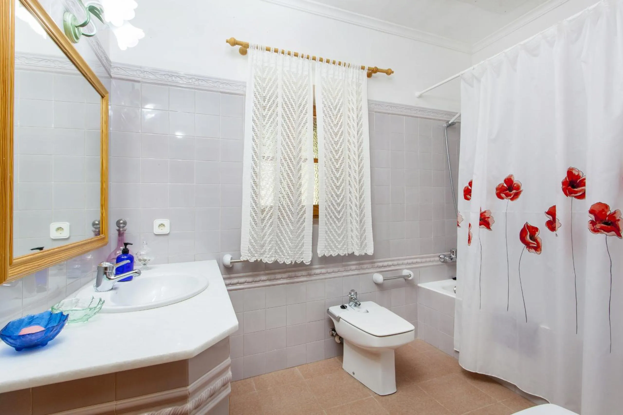Bathroom in Pau de Baix
