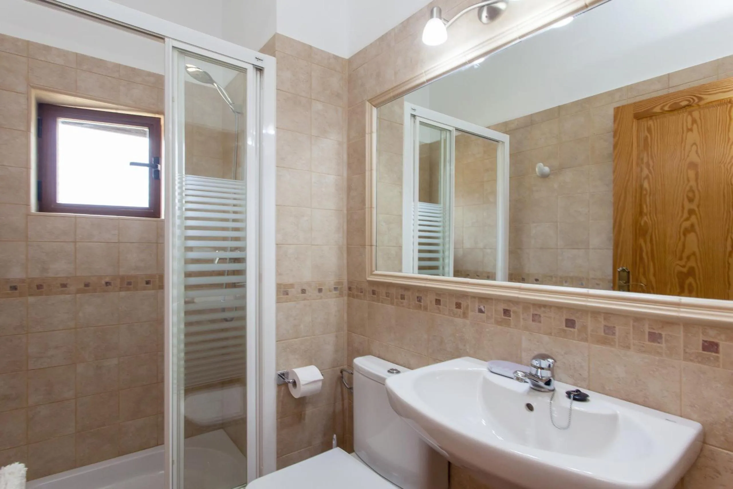 Bathroom in Pau de Baix