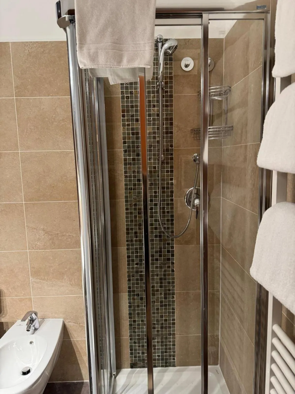 Shower in Hotel Guerrato