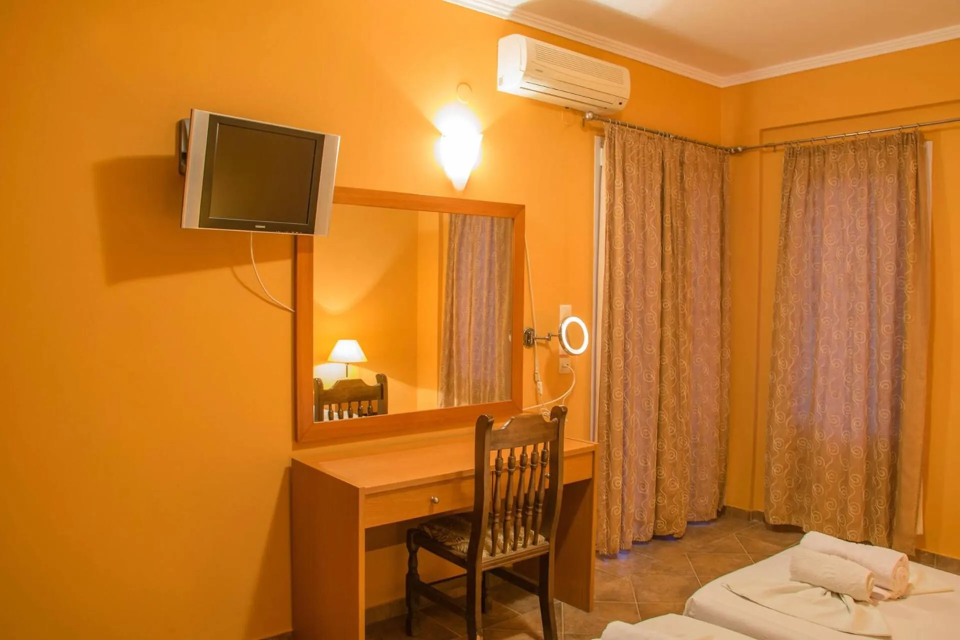 Bed in Saint Catherine Hotel