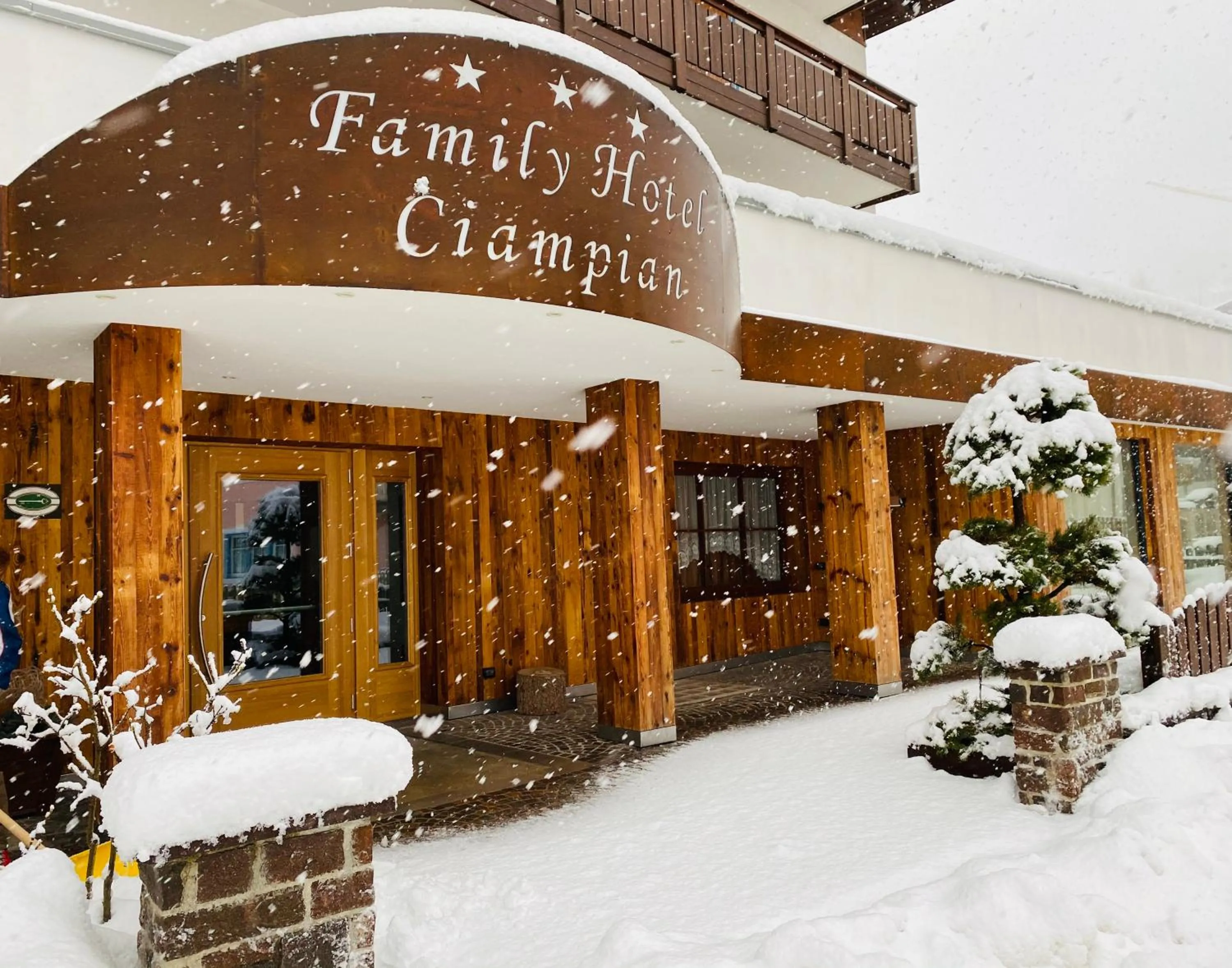 Winter in Hotel Ciampian