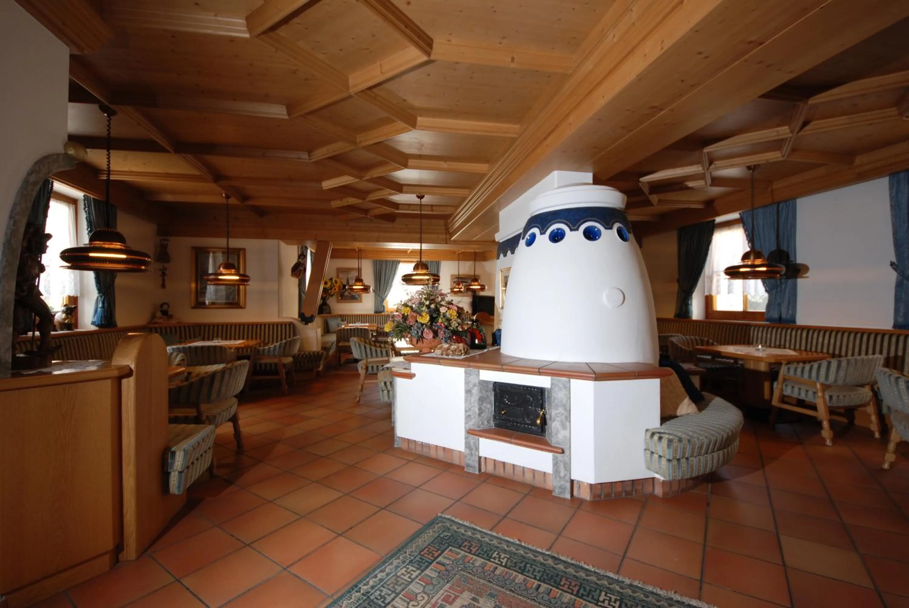 Lounge or bar in Hotel Ciampian