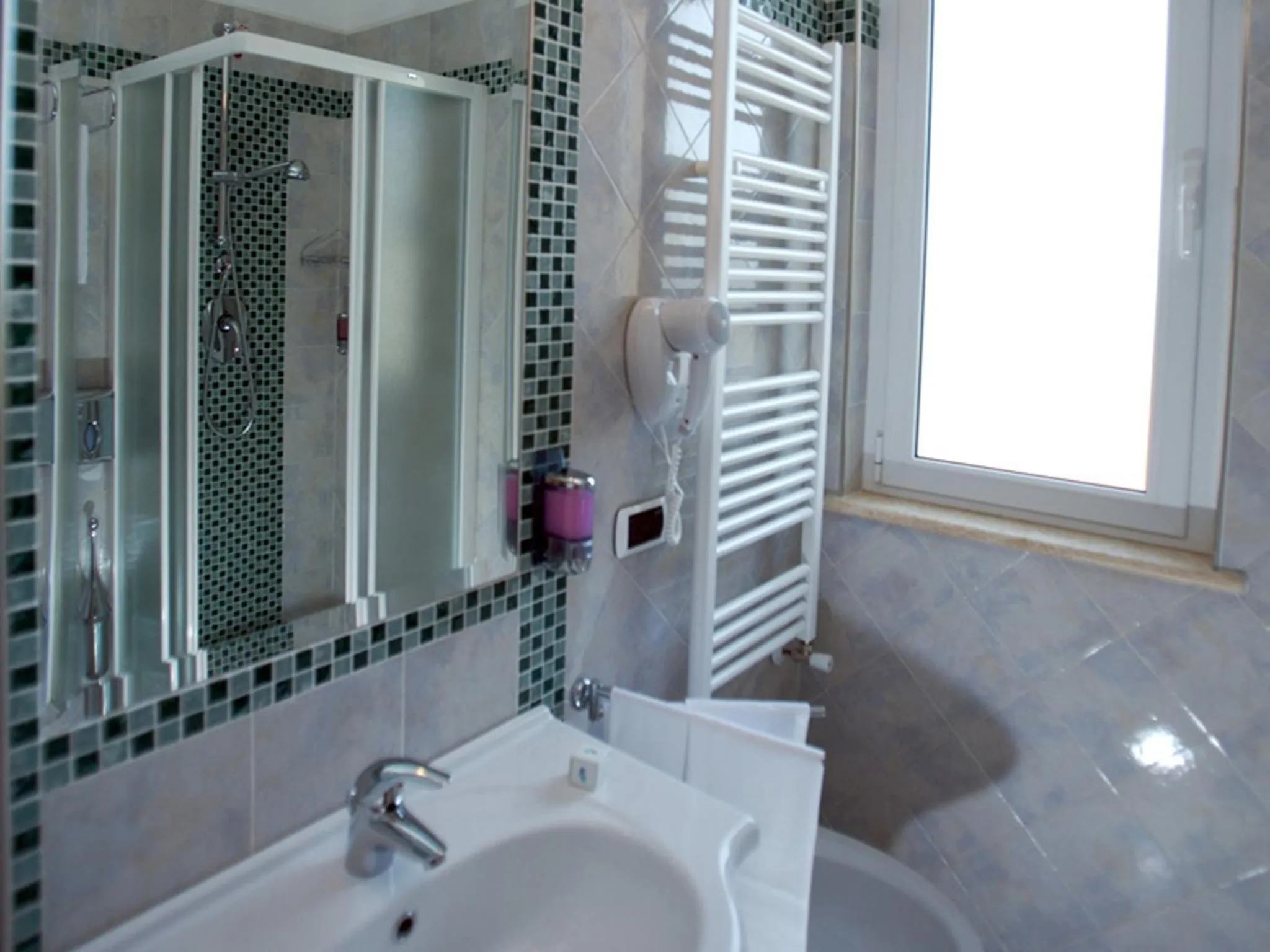 Toilet in Hotel Boracay