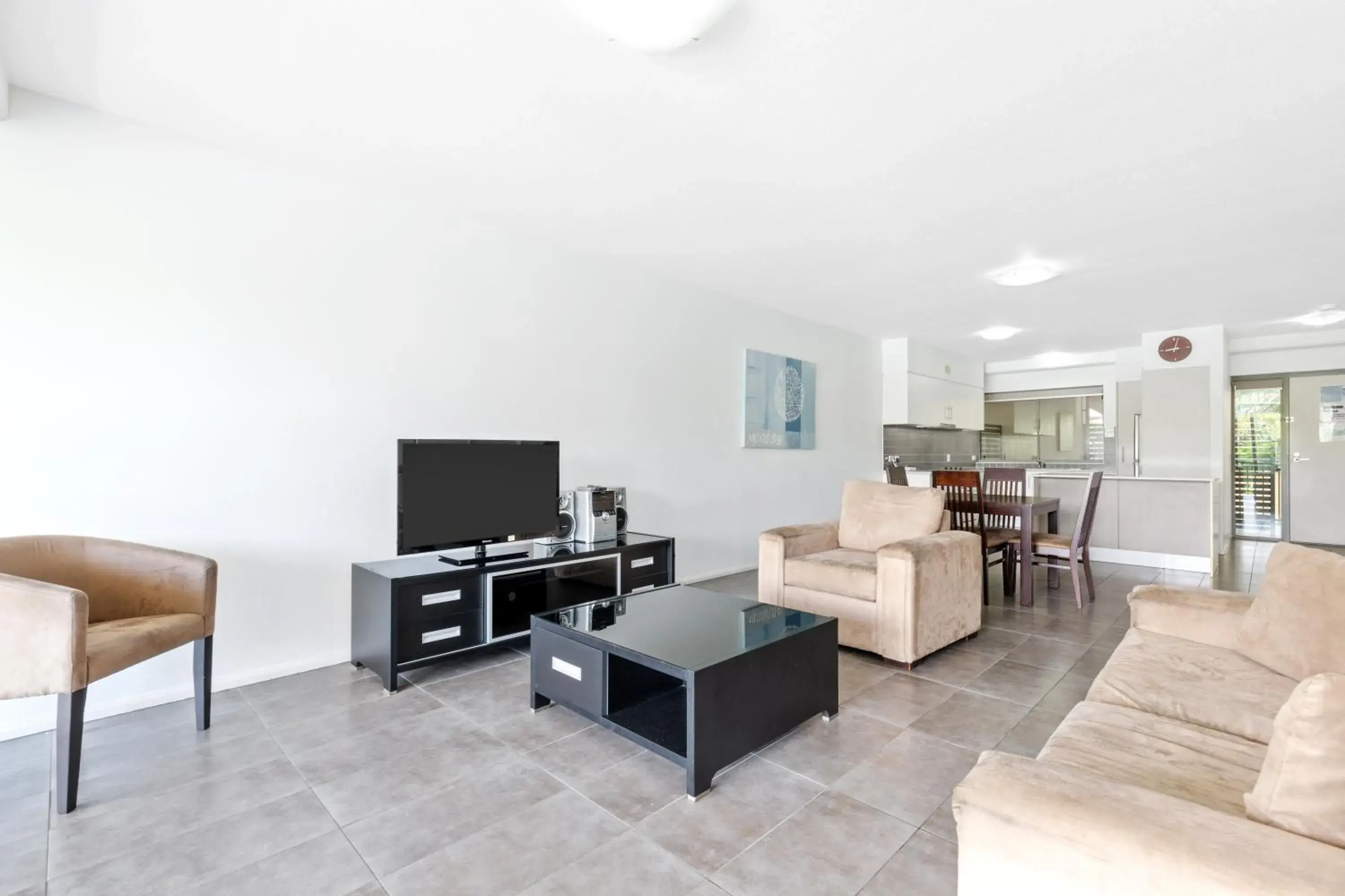 TV and multimedia in Beaches on Lammermoor Apartments TV and multimedia in Beaches on Lammermoor Apartments