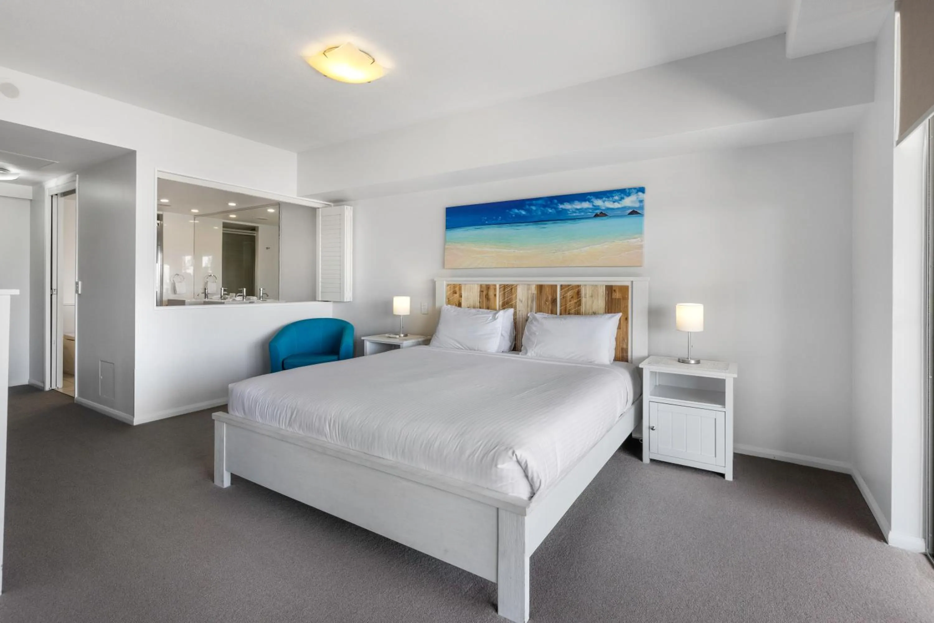 Bed in Beaches on Lammermoor Apartments