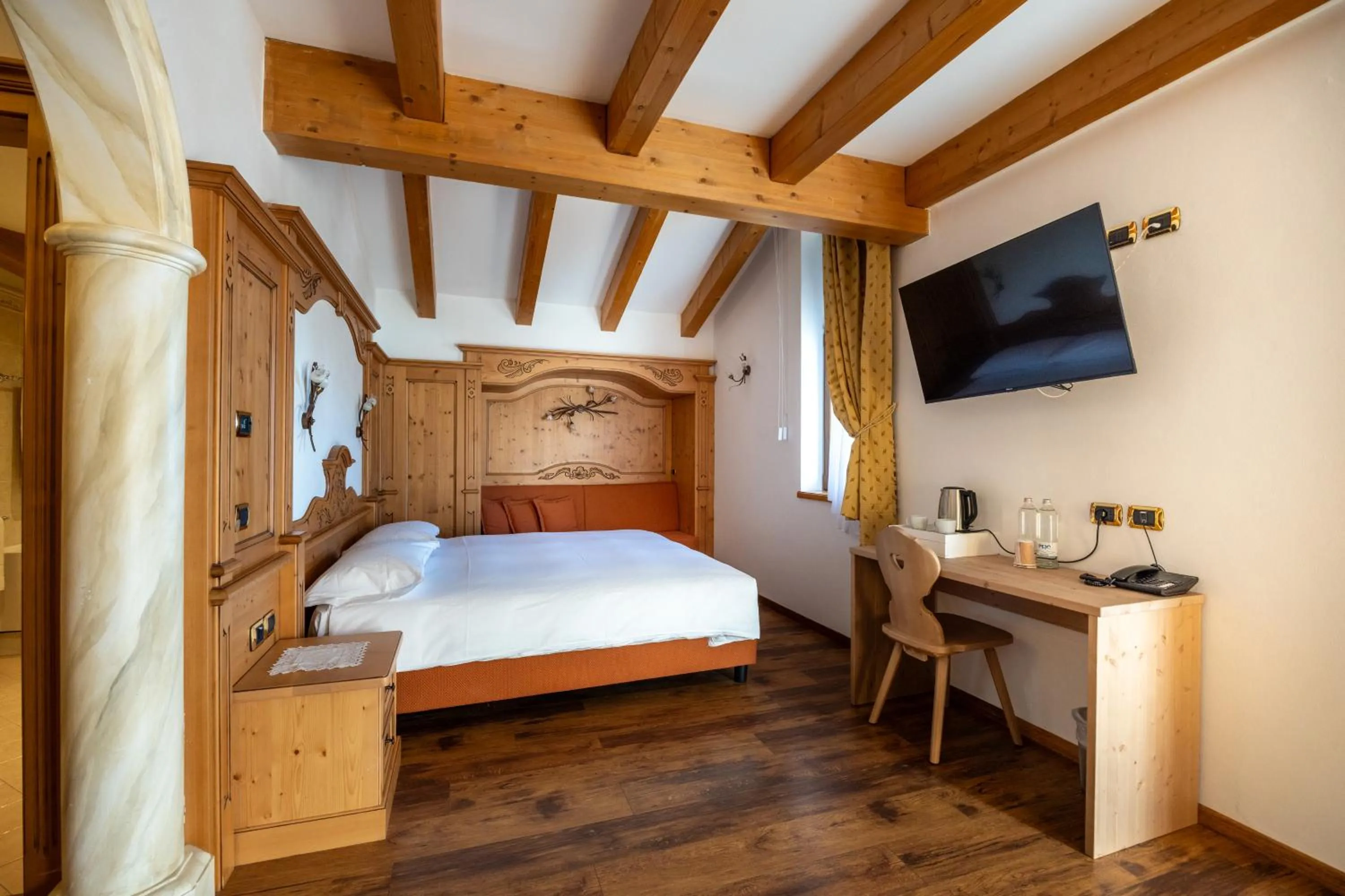 Bed in Hotel Stalon Alpine Chic