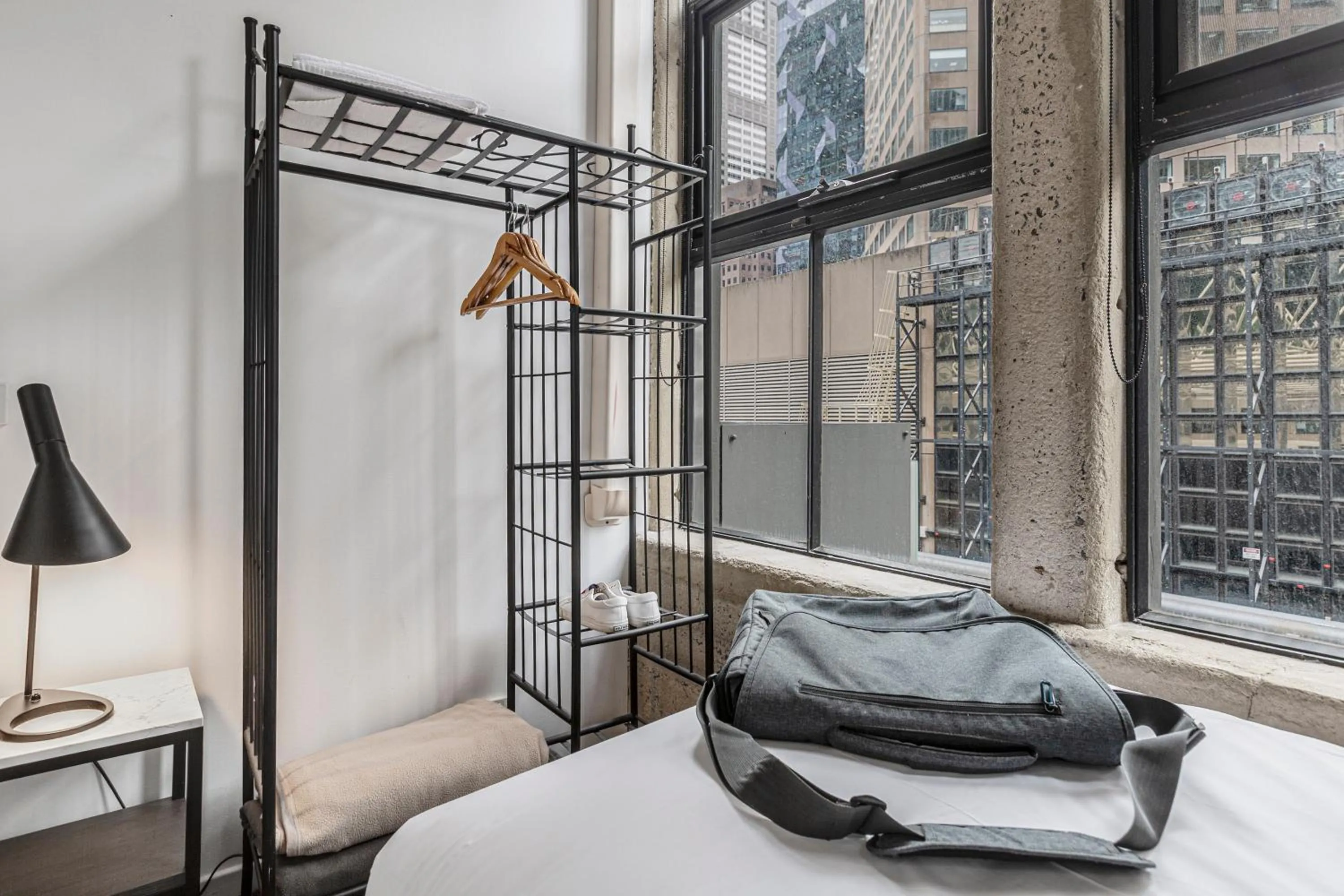 Bed in Punthill Apartment Hotel - Manhattan