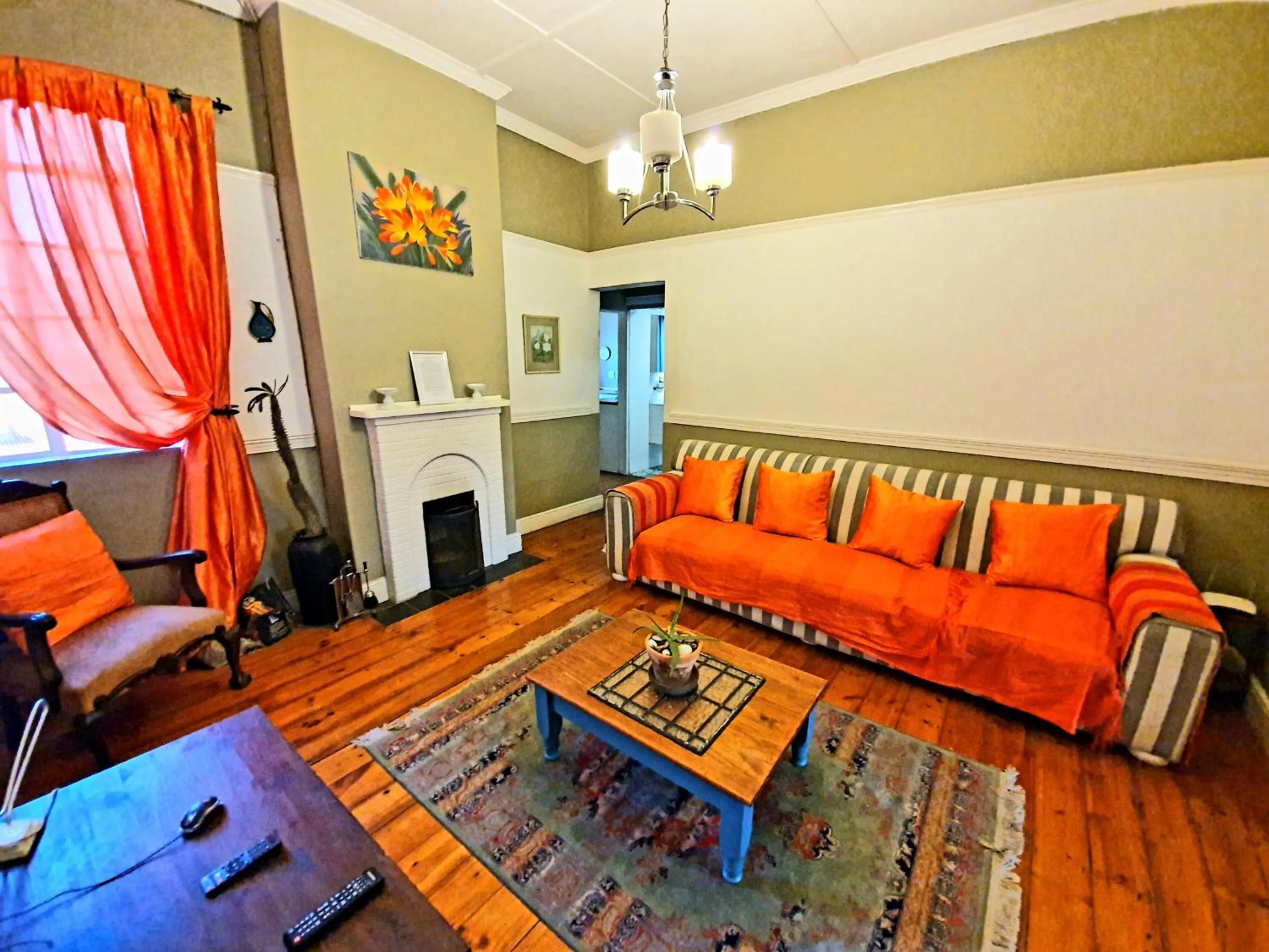 Living room in Happy Home - Woodstock