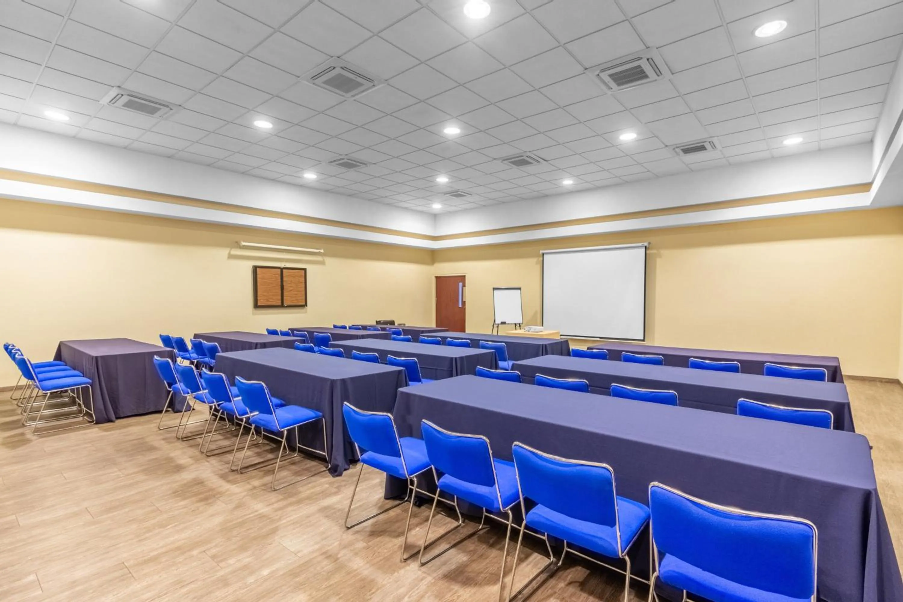 Meeting/conference room in City Express by Marriott Ciudad Obregon