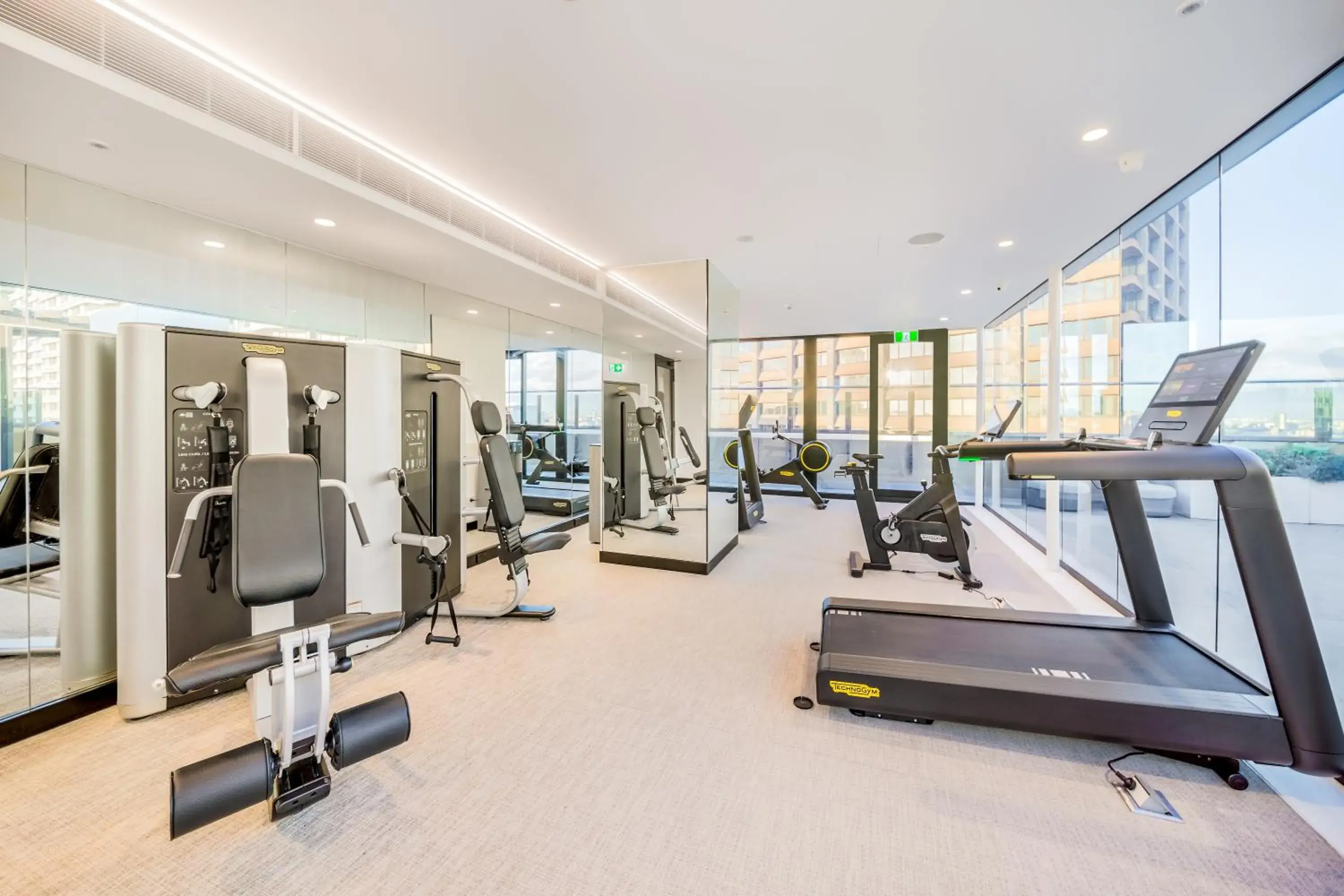 Fitness centre/facilities in Oaks Sydney Hyde Park Suites Fitness centre/facilities in Oaks Sydney Hyde Park Suites