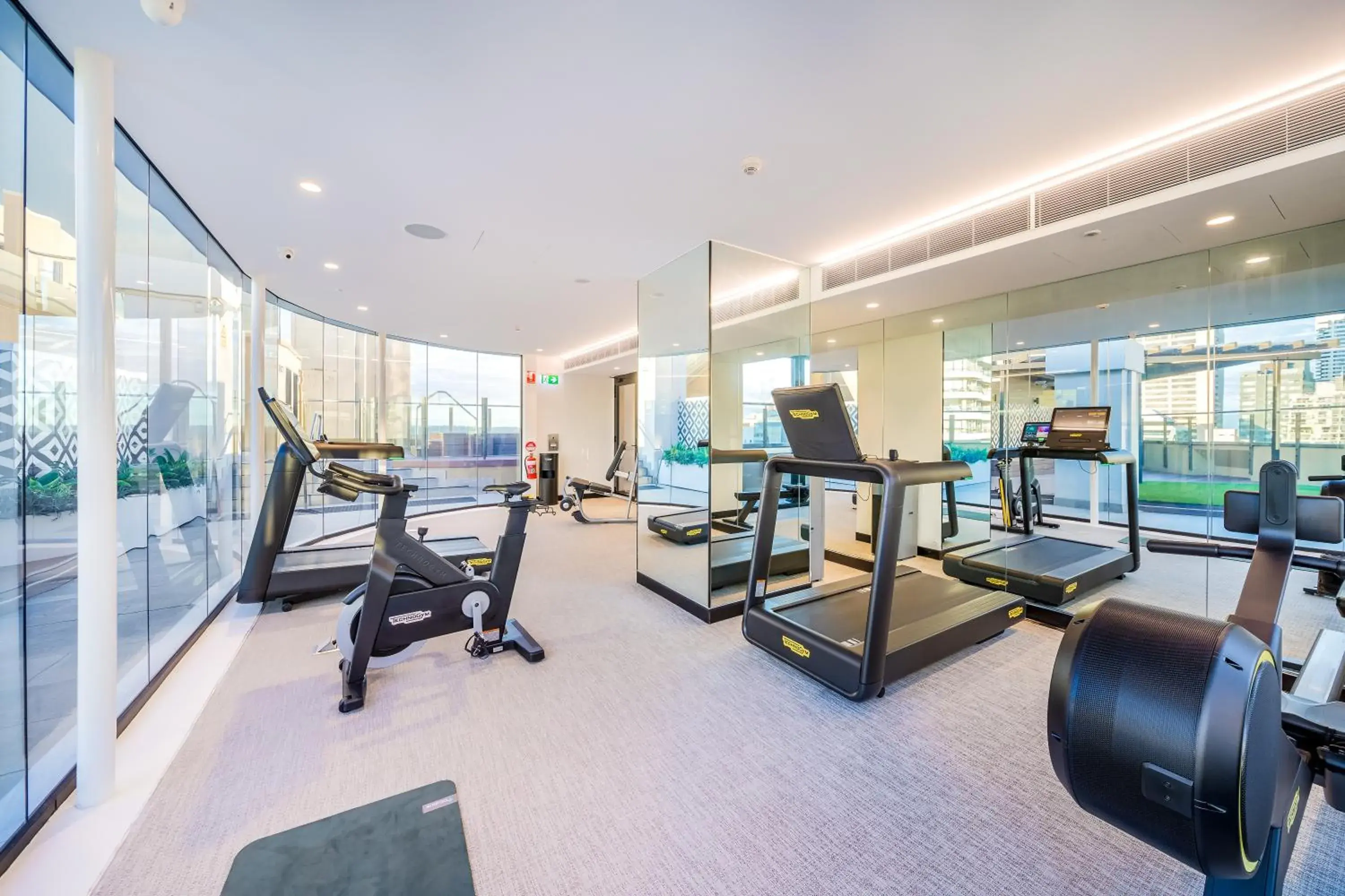 Fitness centre/facilities in Oaks Sydney Hyde Park Suites Fitness centre/facilities in Oaks Sydney Hyde Park Suites