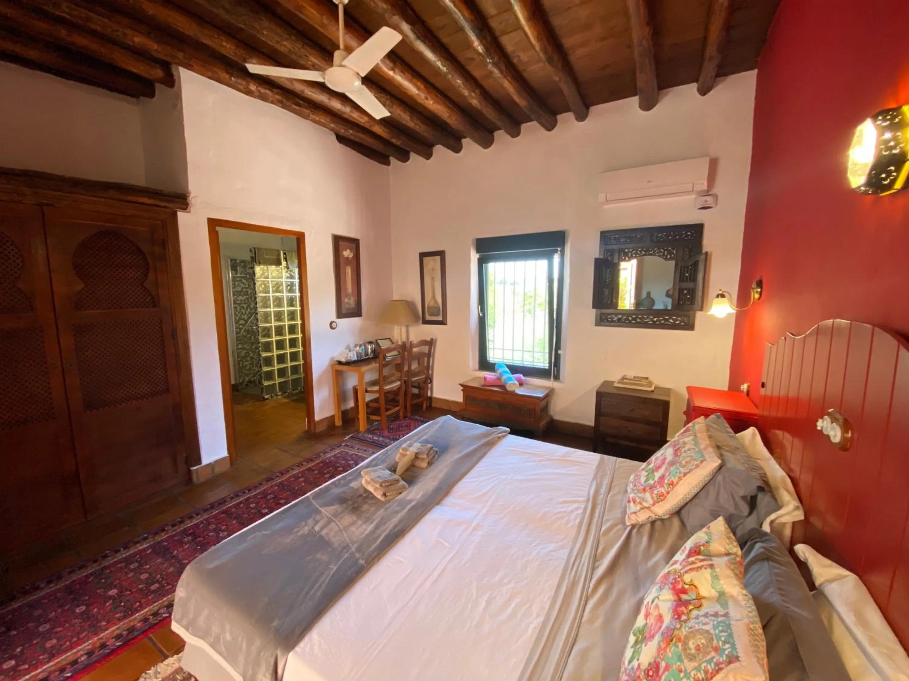 Photo of the whole room, Bed in La Guzmana de Ronda