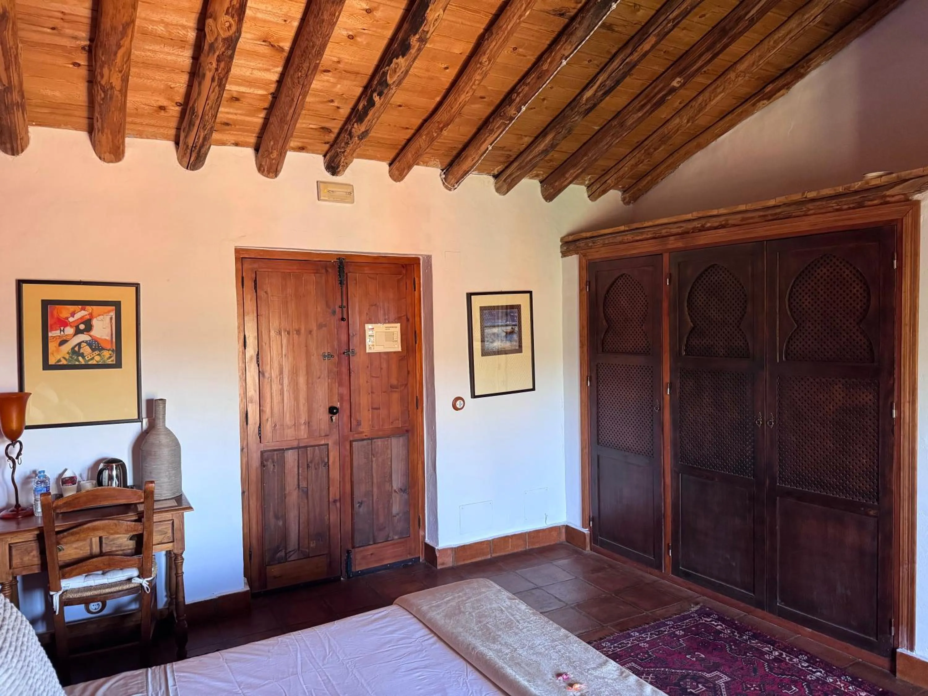 wardrobe, Bed in La Guzmana de Ronda