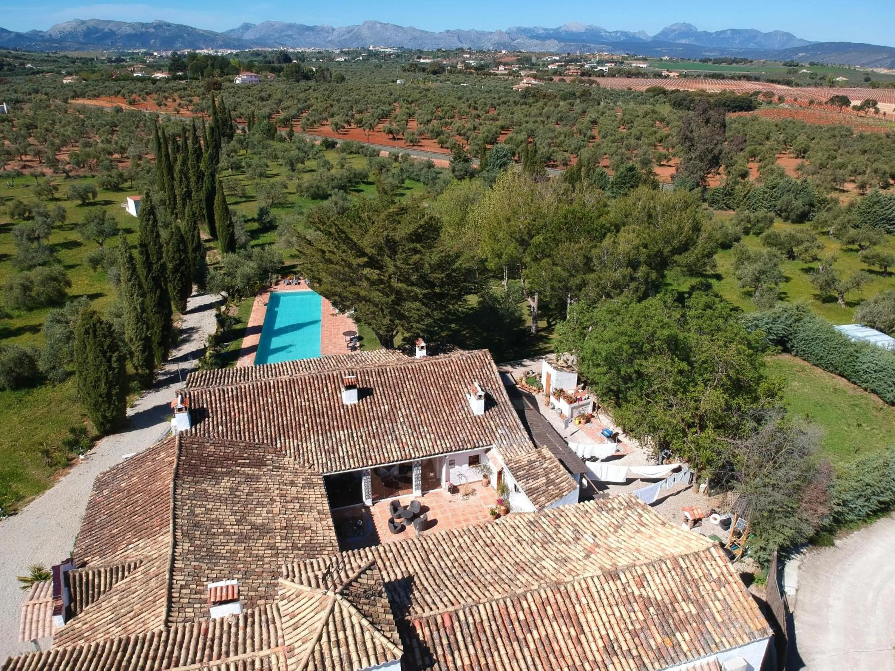 Property building in La Guzmana de Ronda