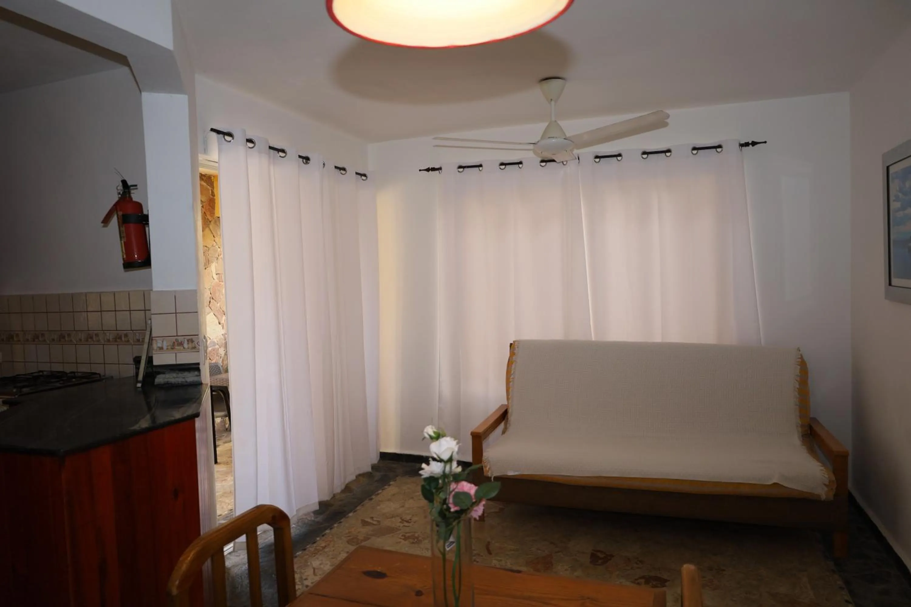 Living room, Bed in Aparta-Hotel Villa Baya