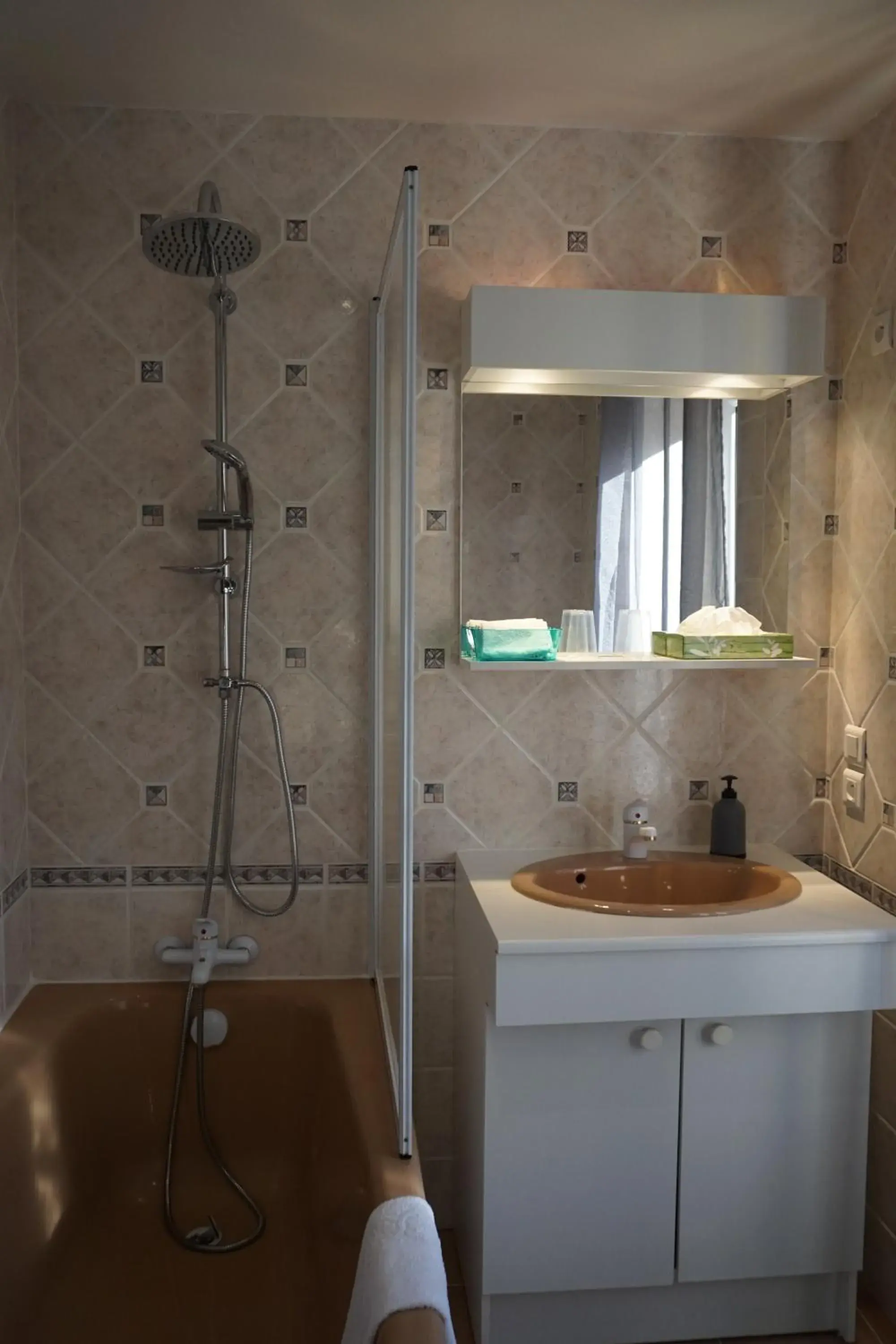 Double Room in Chambres et table d’hôtes le Barret Double Room in Chambres et table d’hôtes le Barret