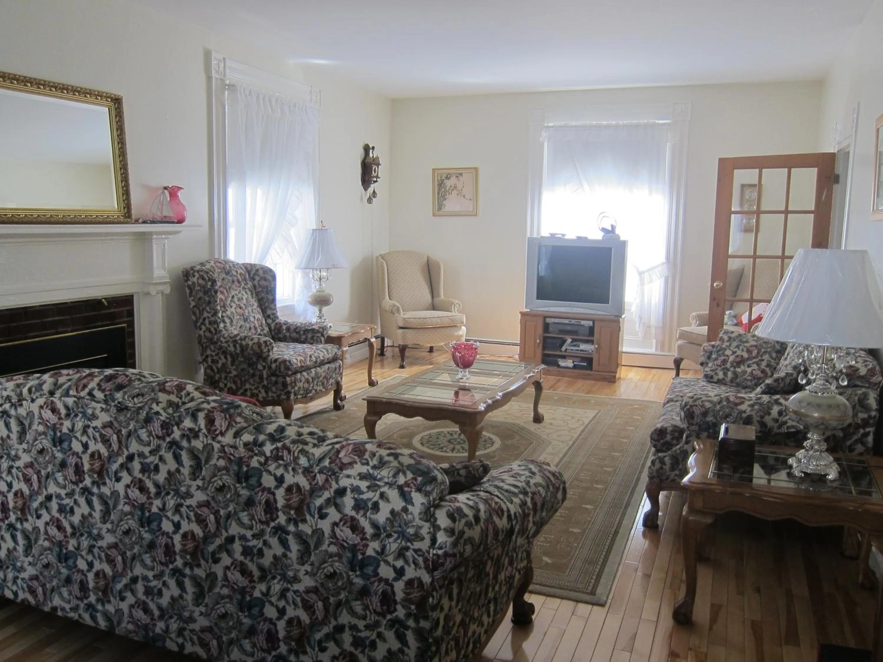 Living room in Summers Country Inn