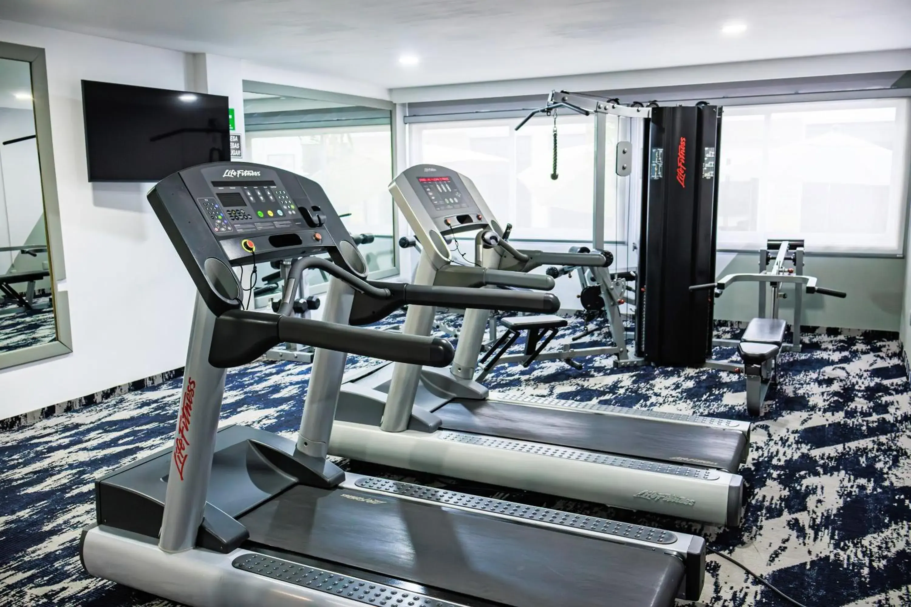 Fitness centre/facilities in Hotel Fray Junipero Serra Fitness centre/facilities in Hotel Fray Junipero Serra