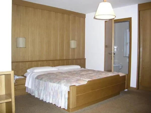 Bed in Hotel Garni Soreie