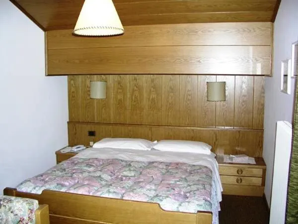 Bed in Hotel Garni Soreie