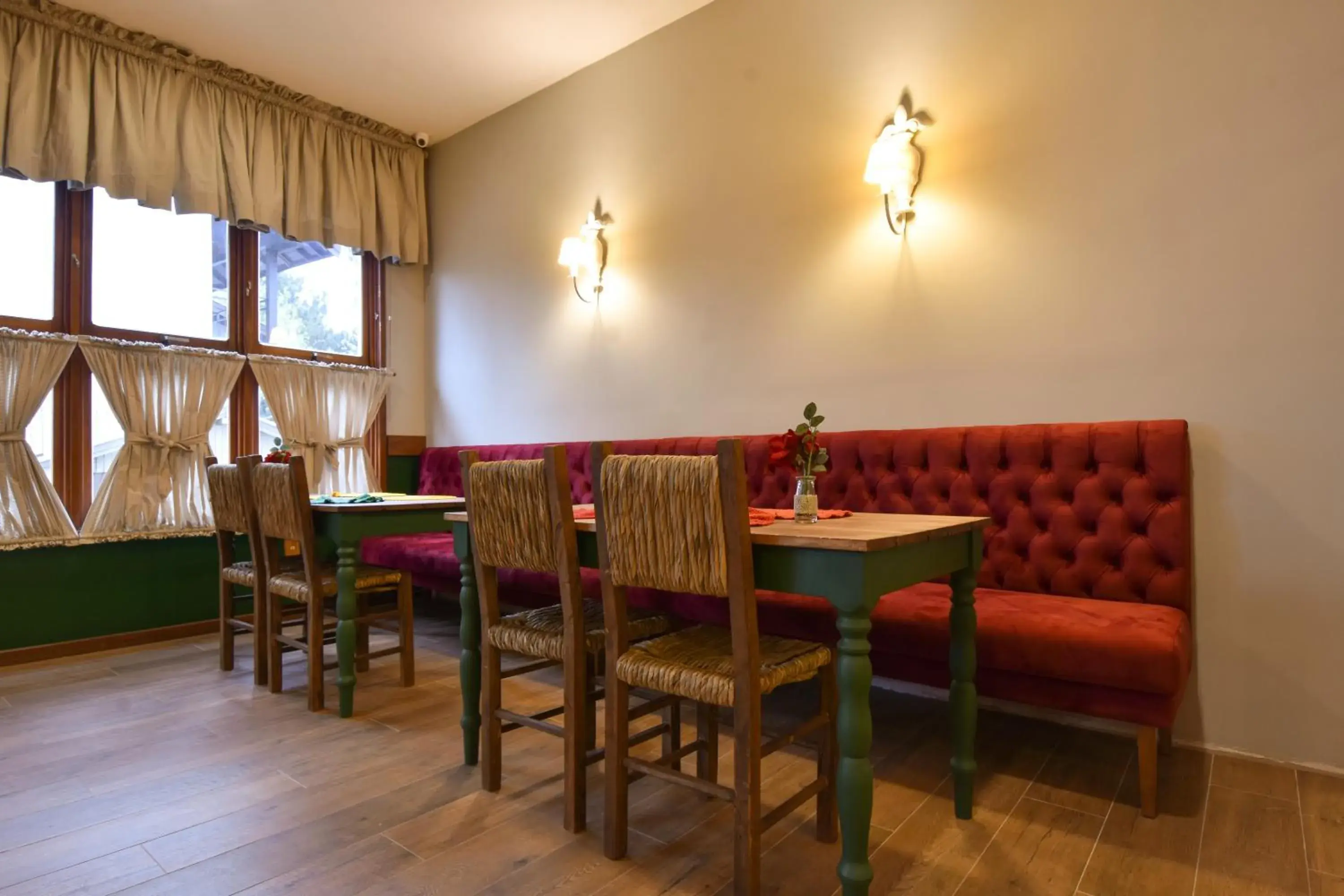 Restaurant/places to eat in Hotel Bertoluci Restaurant/places to eat in Hotel Bertoluci