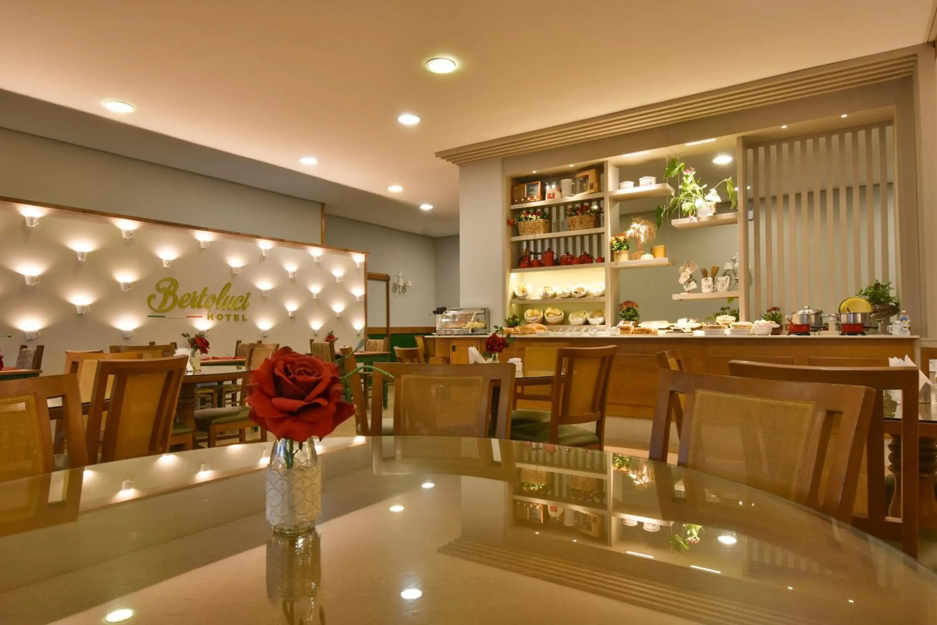 Restaurant/places to eat in Hotel Bertoluci Restaurant/places to eat in Hotel Bertoluci