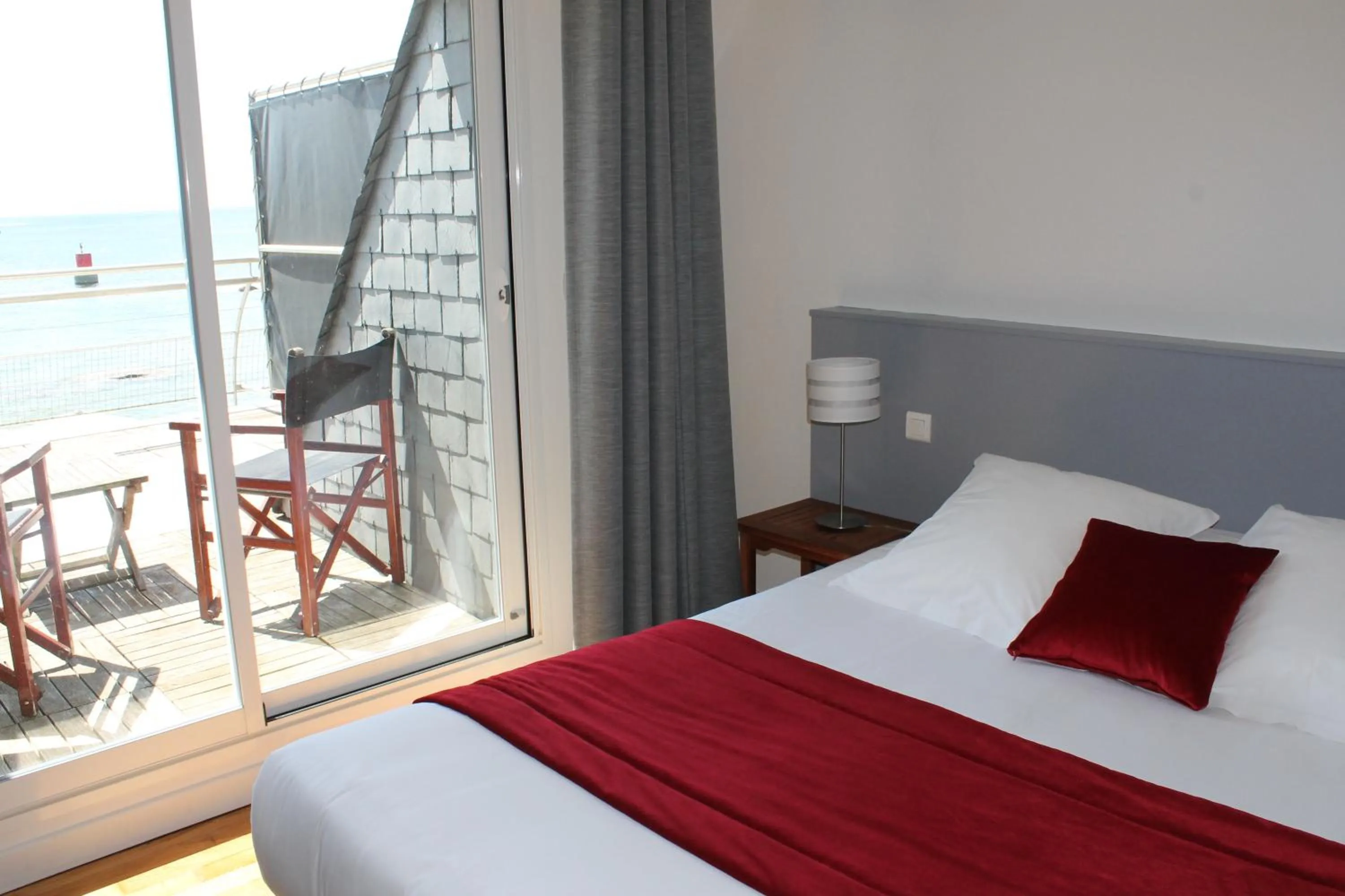 Bed in Le Poisson d'Avril