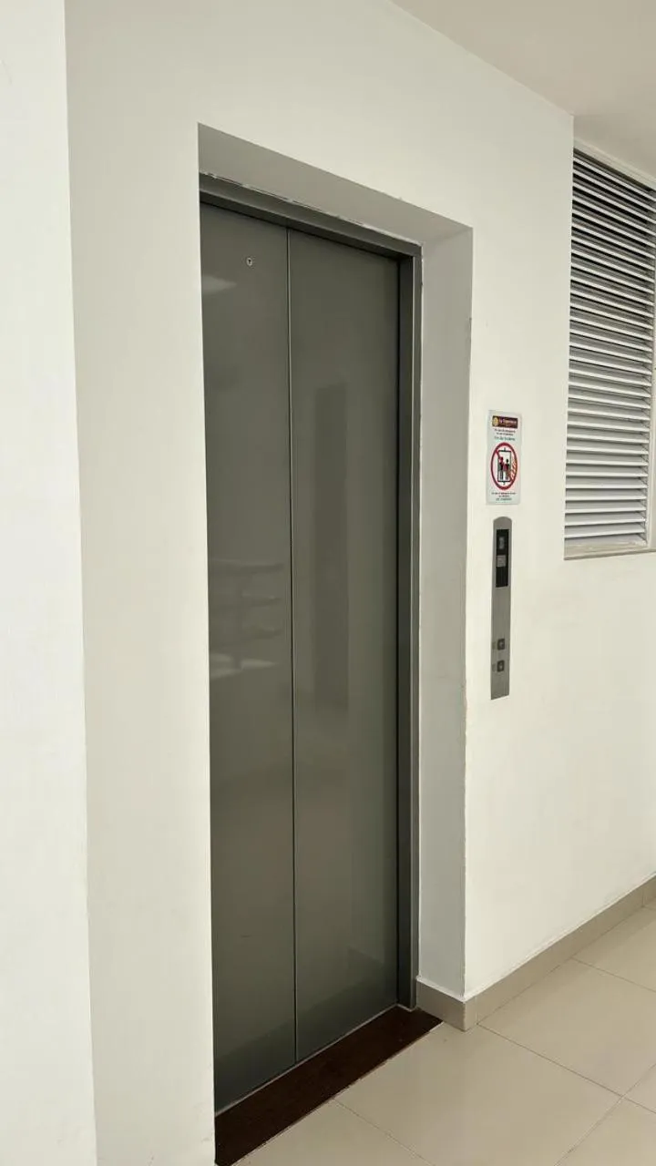 elevator in hgo hotel