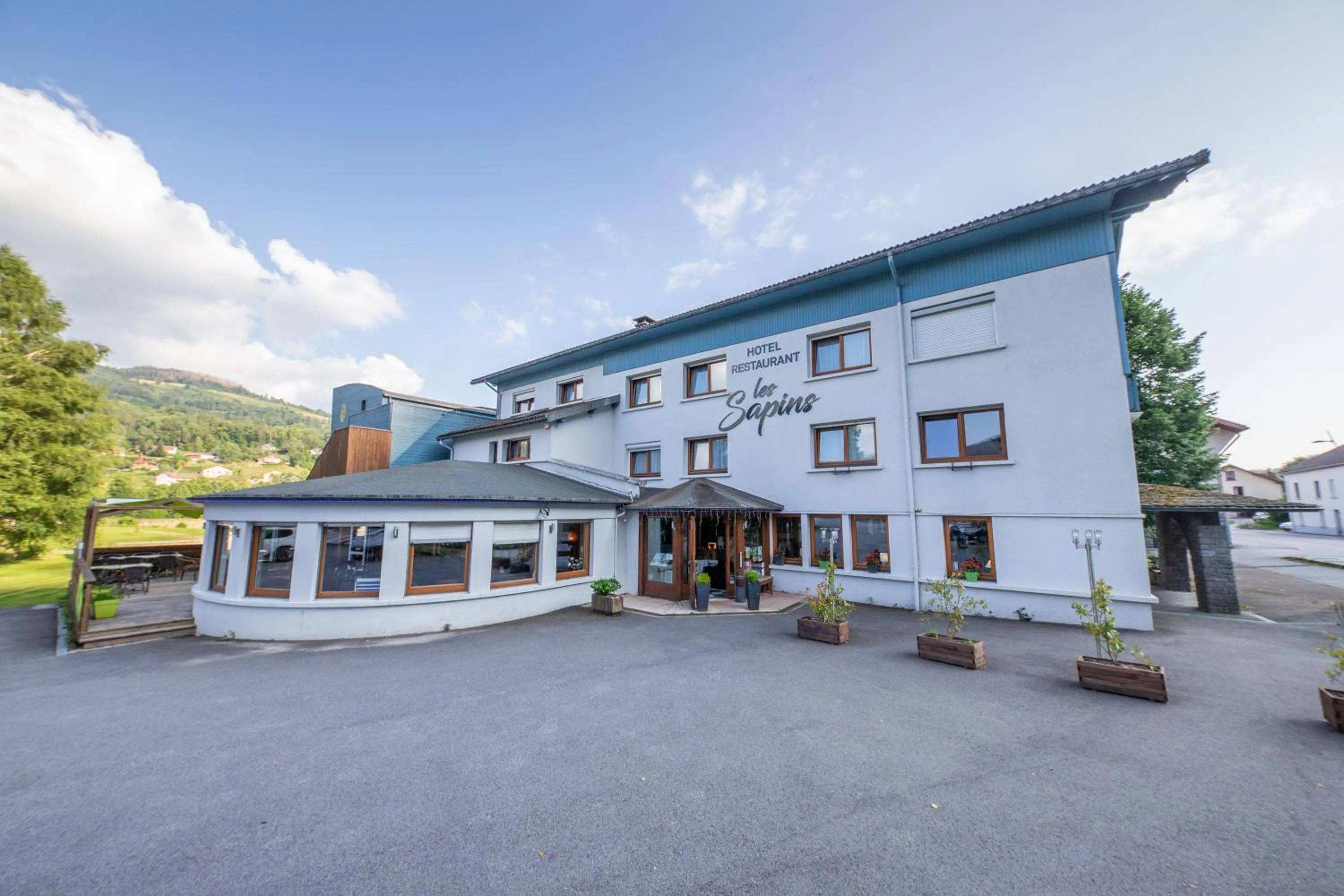 Logis Hotel Les Sapins