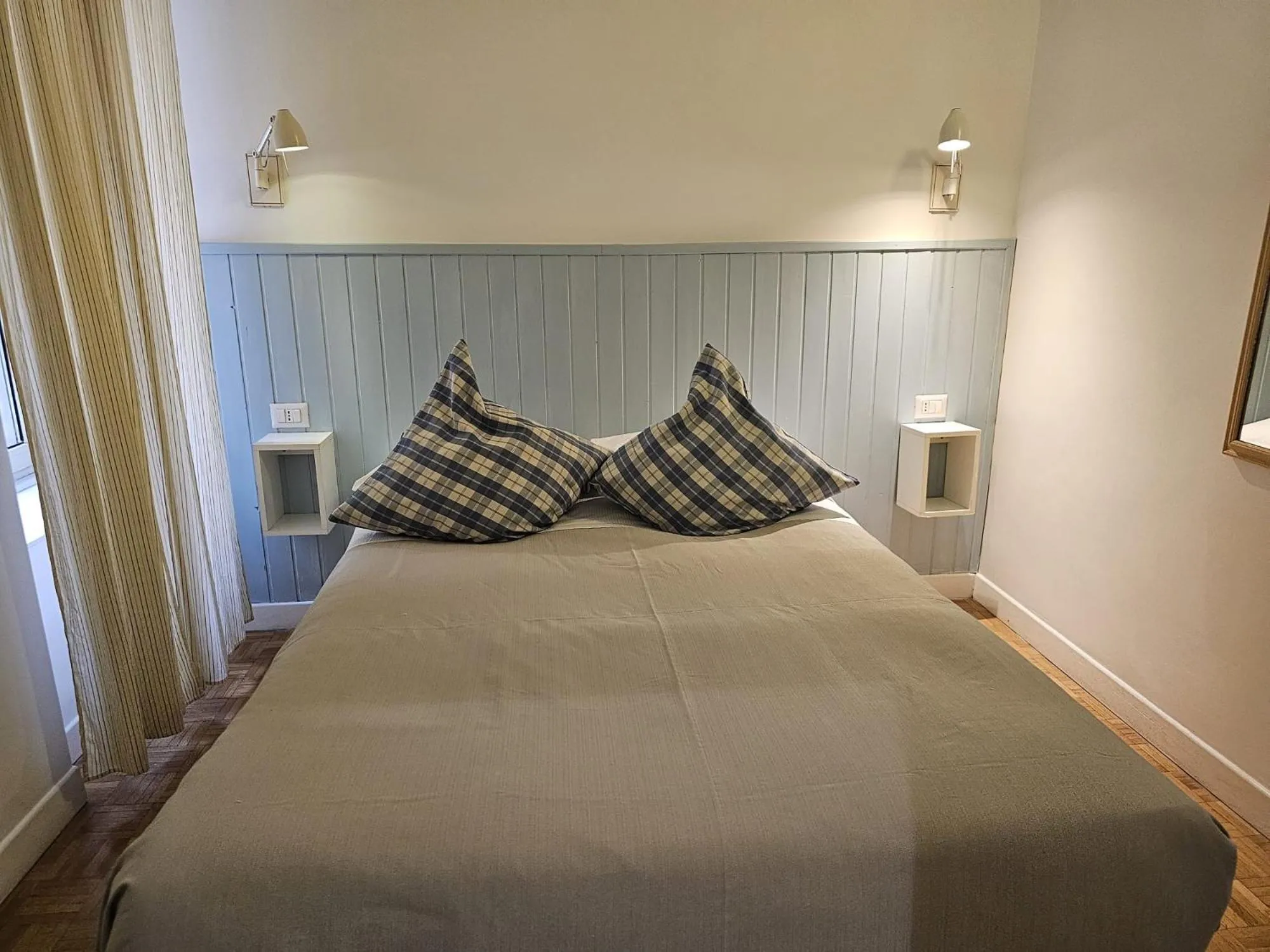 Bed in Residenza I Rioni Guesthouse