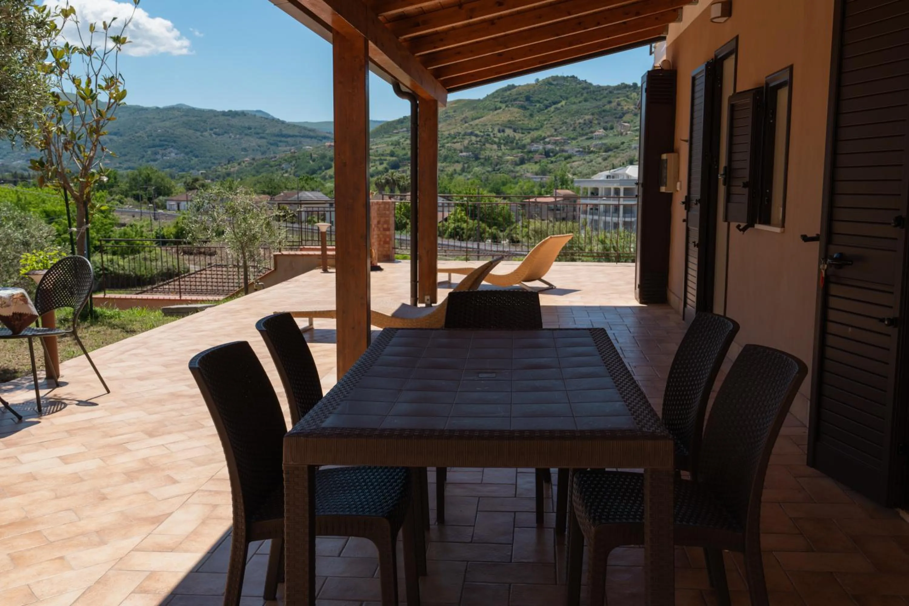 Property building in Villa Santangelo