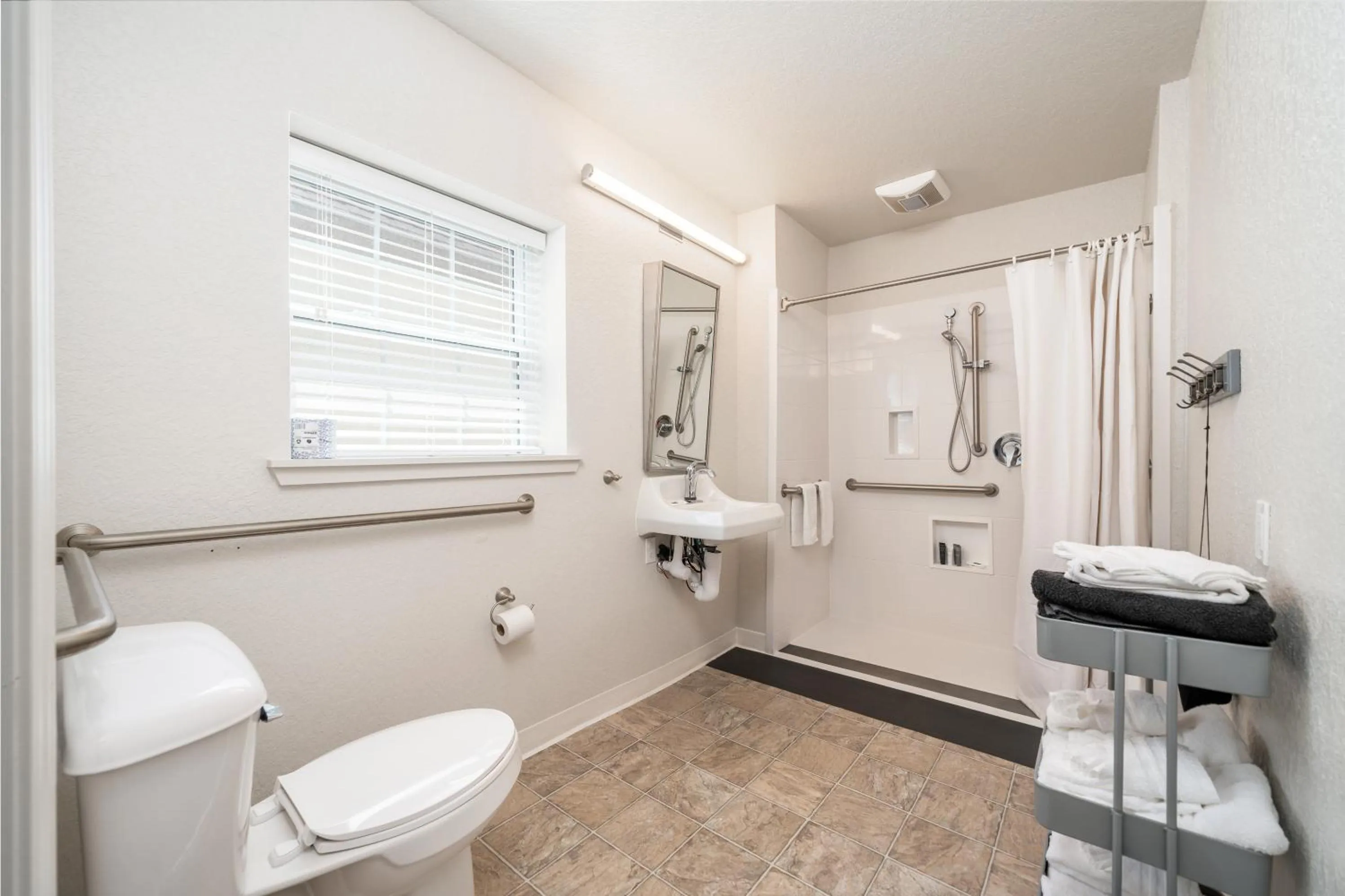 Bathroom in Best Court