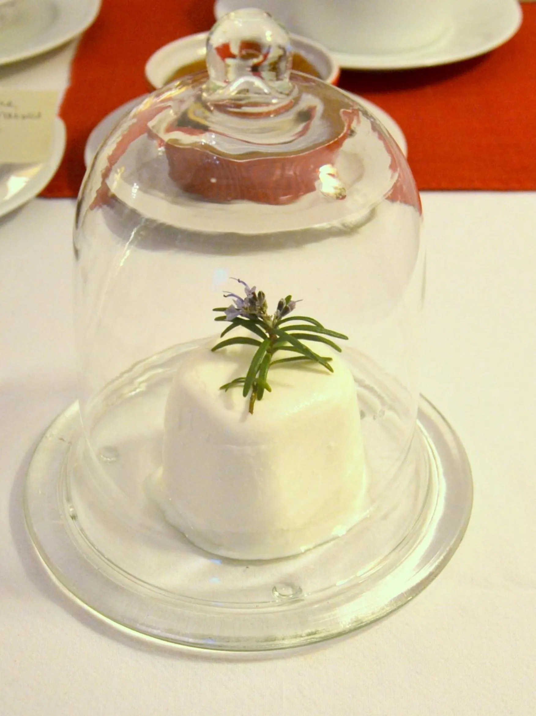 Food and drinks in Clos de Bellefontaine B&B