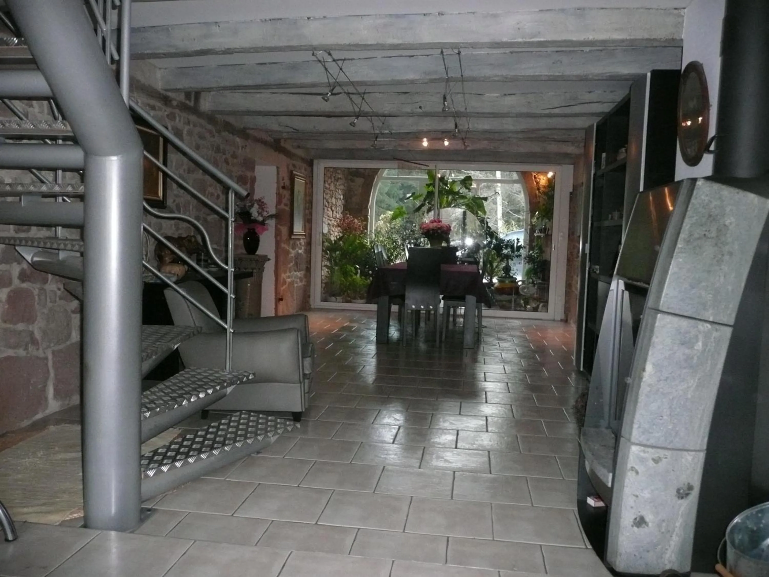 Dining area in Au Palton