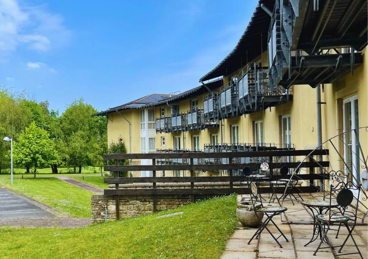 Patio in Swindon Blunsdon House Hotel, BW Premier Collection