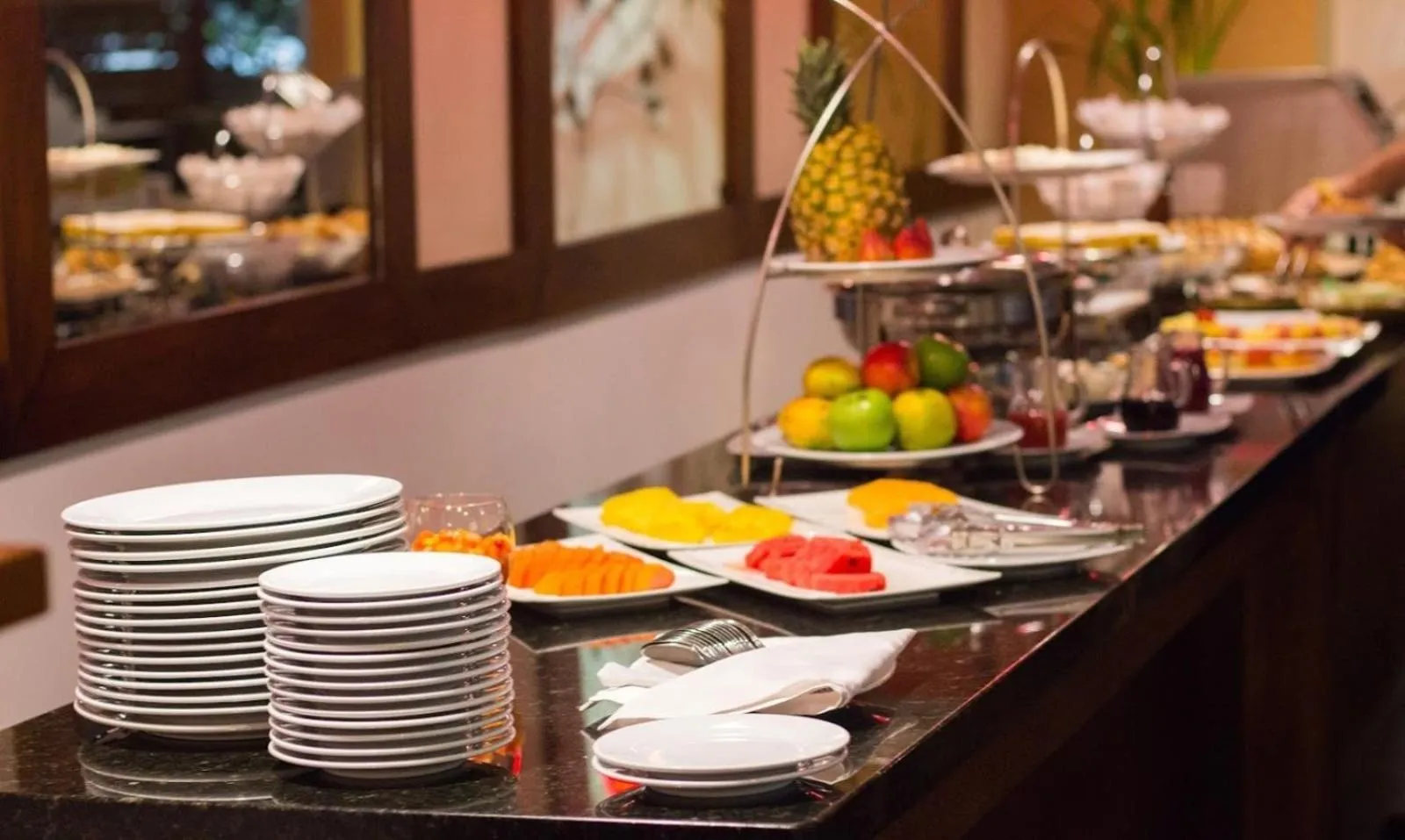 Buffet breakfast in Novelty Suites Hotel - Oviedo Mall