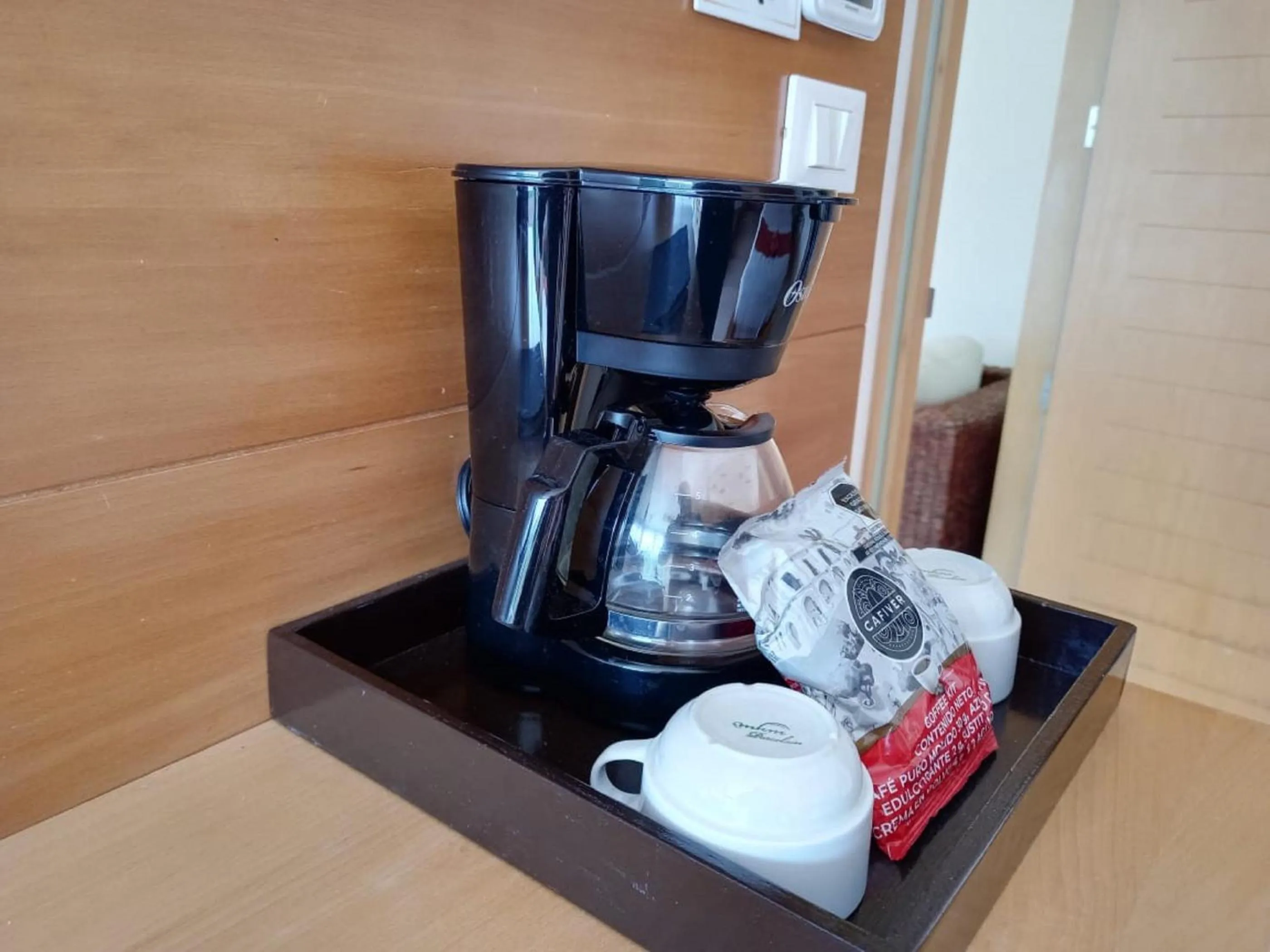 Coffee/tea facilities in Artisan Playa Esmeralda Family Beach Hotel