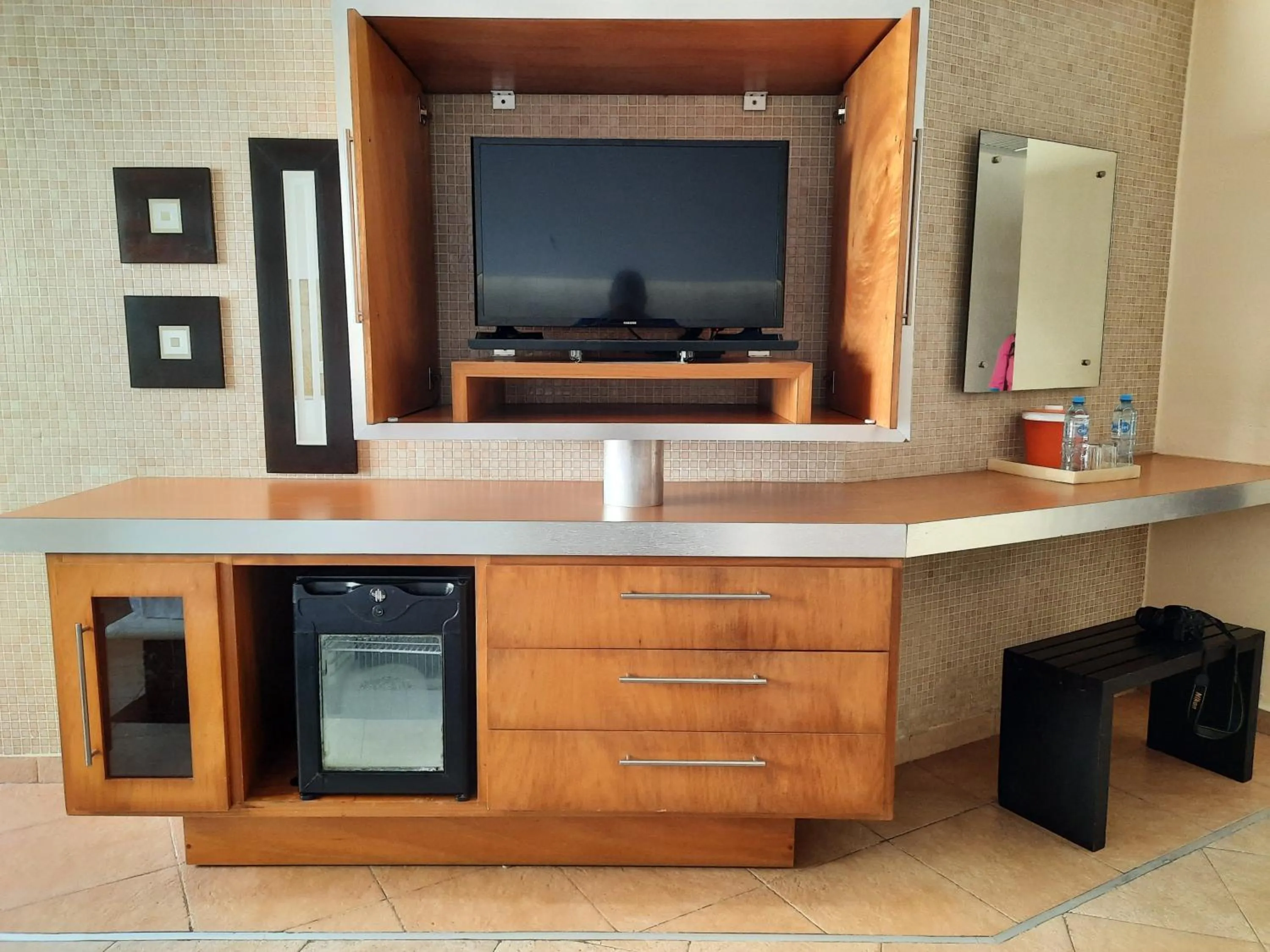 Photo of the whole room in Artisan Playa Esmeralda Family Beach Hotel