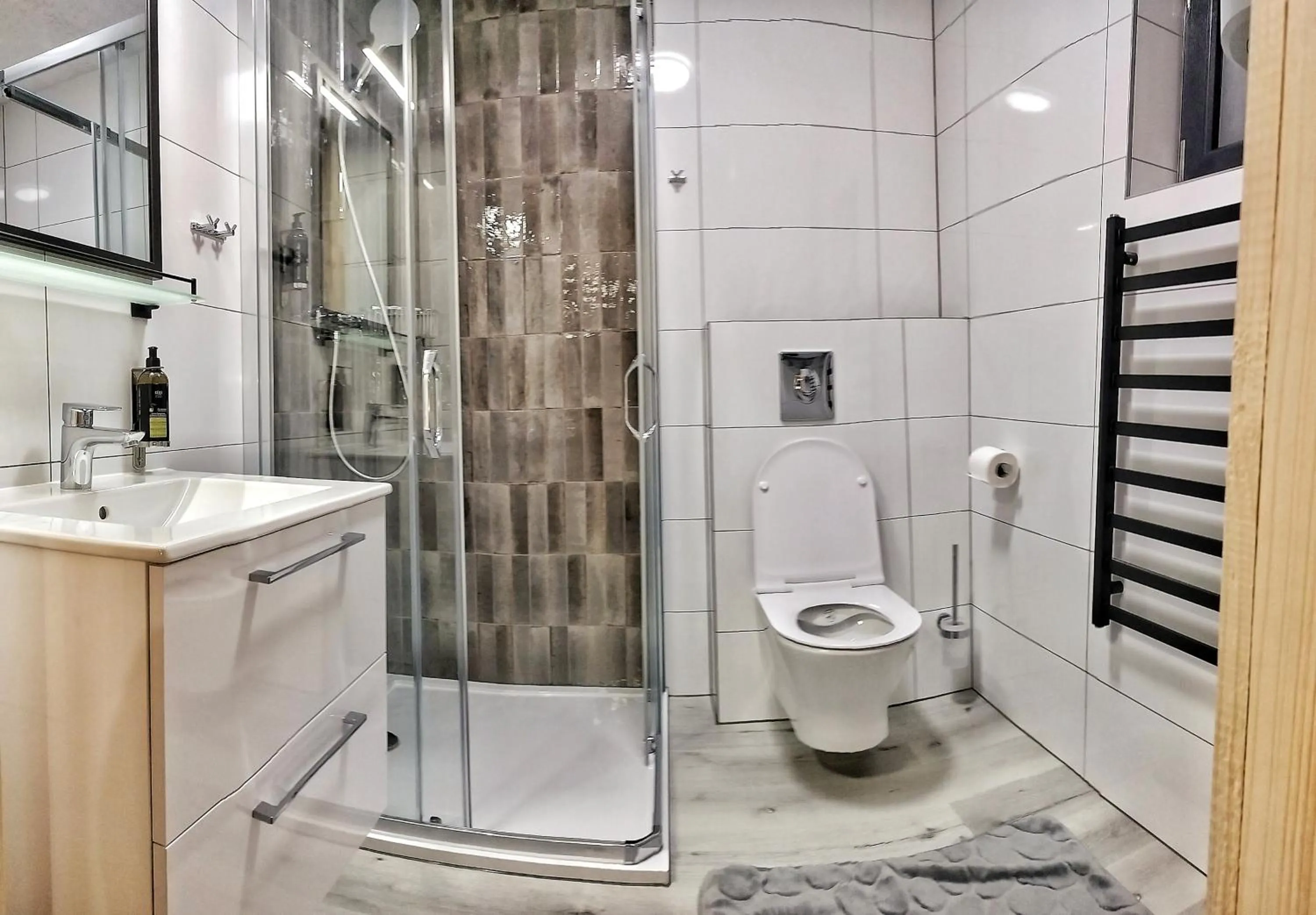 Shower in Pokoje i Domki Na Szlaku
