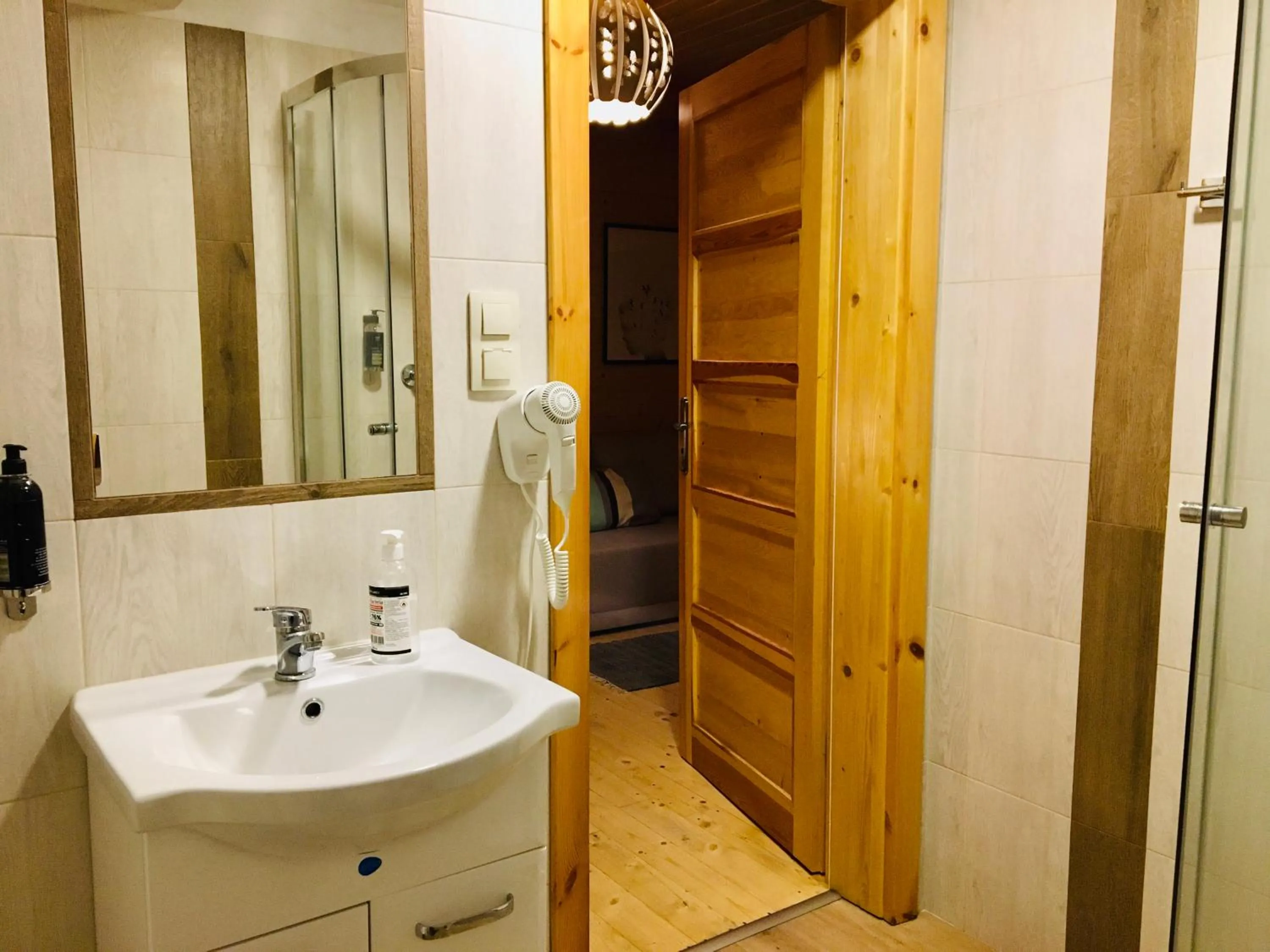 Pokoje i Domki Na Szlaku